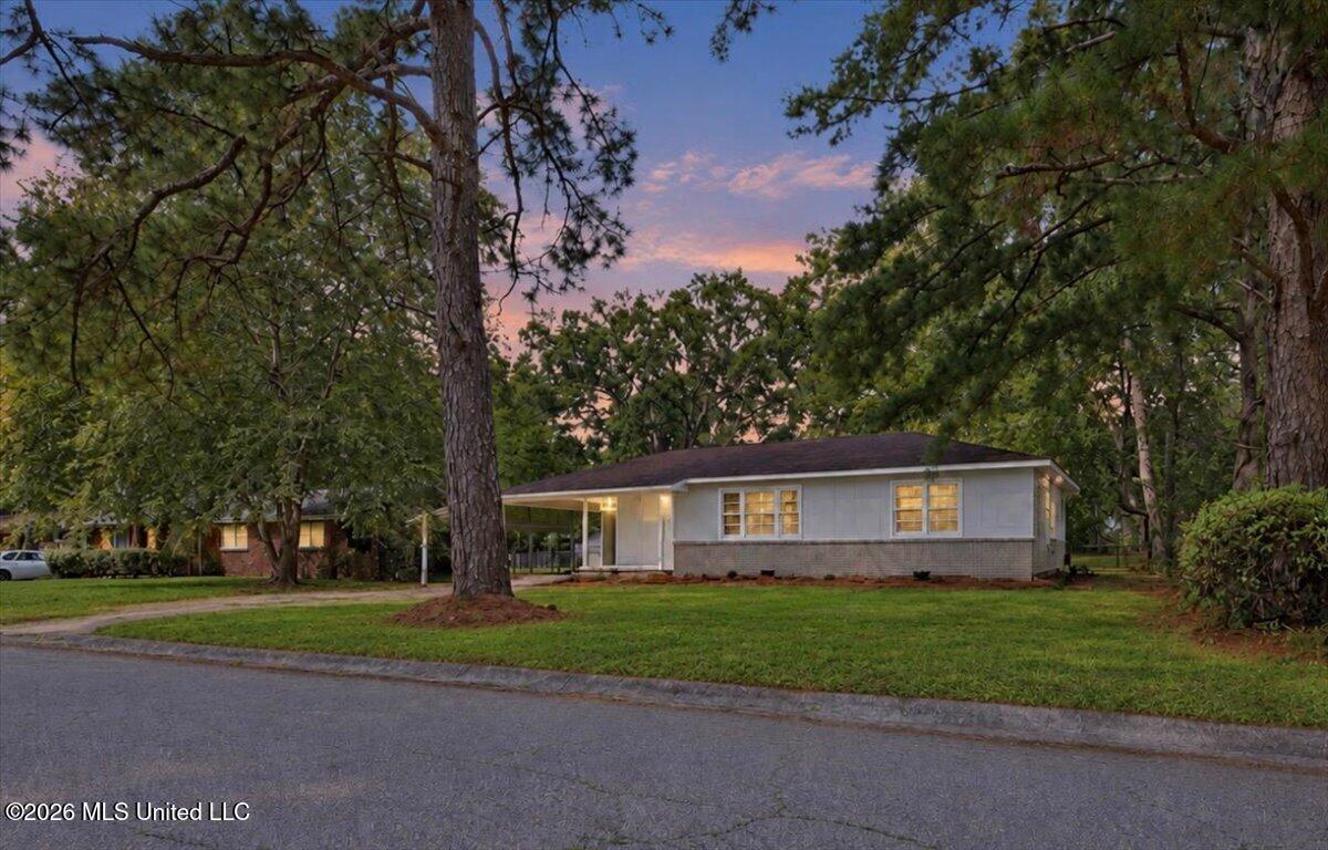 340 Reed Avenue Property Photo 4