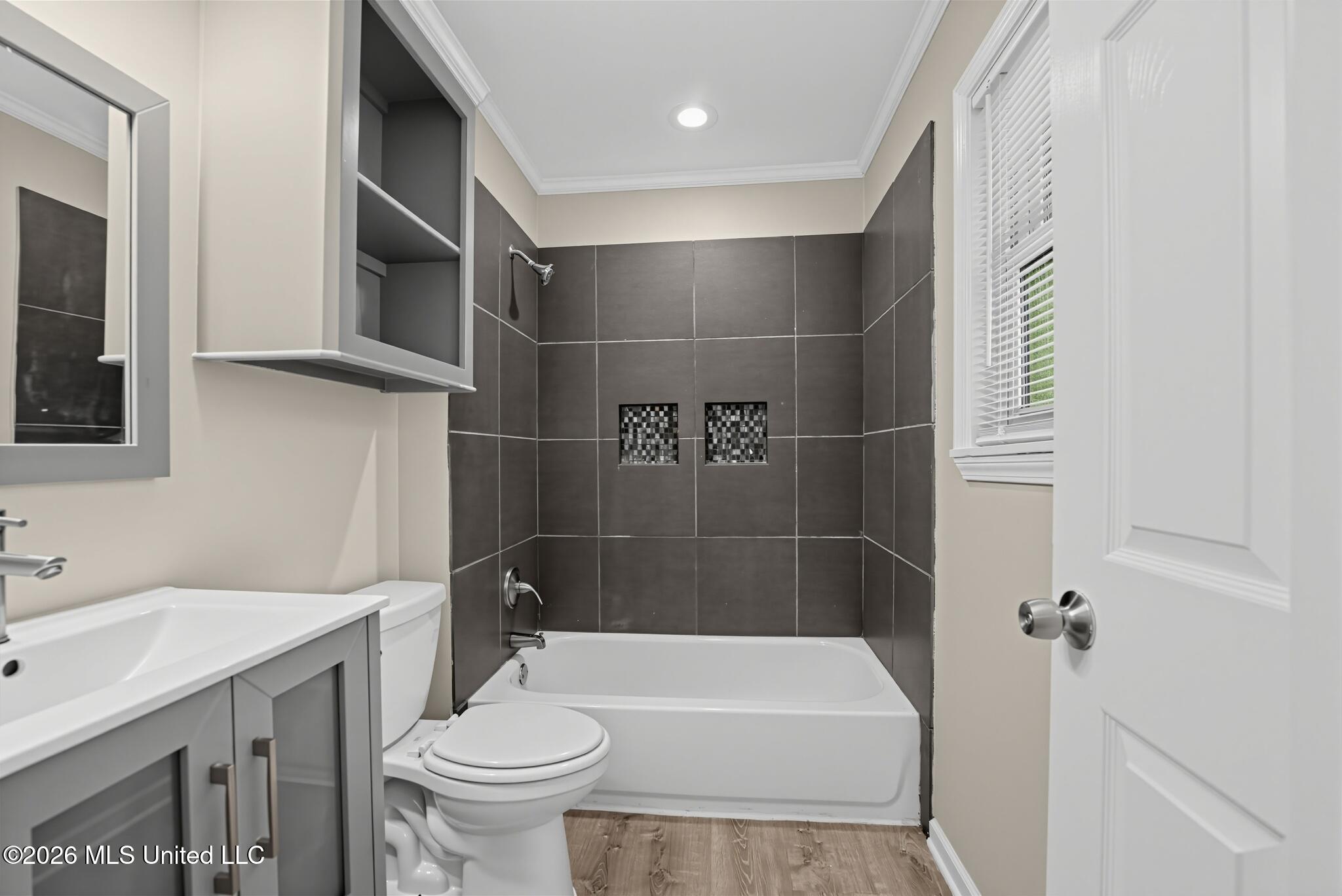 1013 Andover Street Property Photo 20
