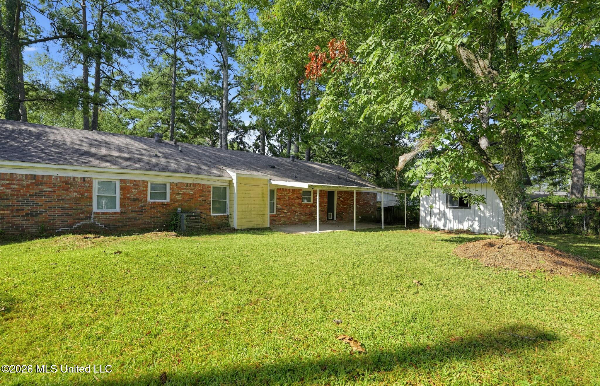 1013 Andover Street Property Photo 24
