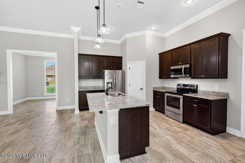 15034 Belhaven Street Property Photo 10