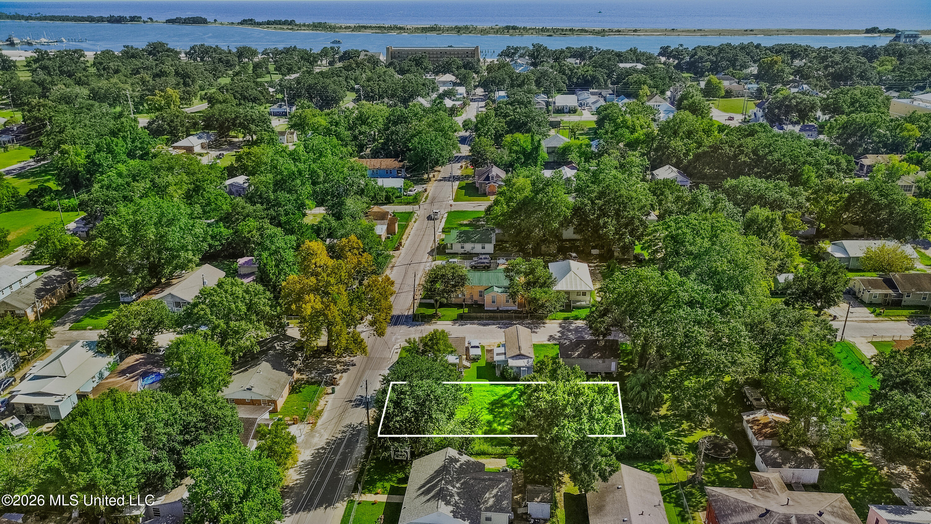 193 Keller Avenue Property Photo 3
