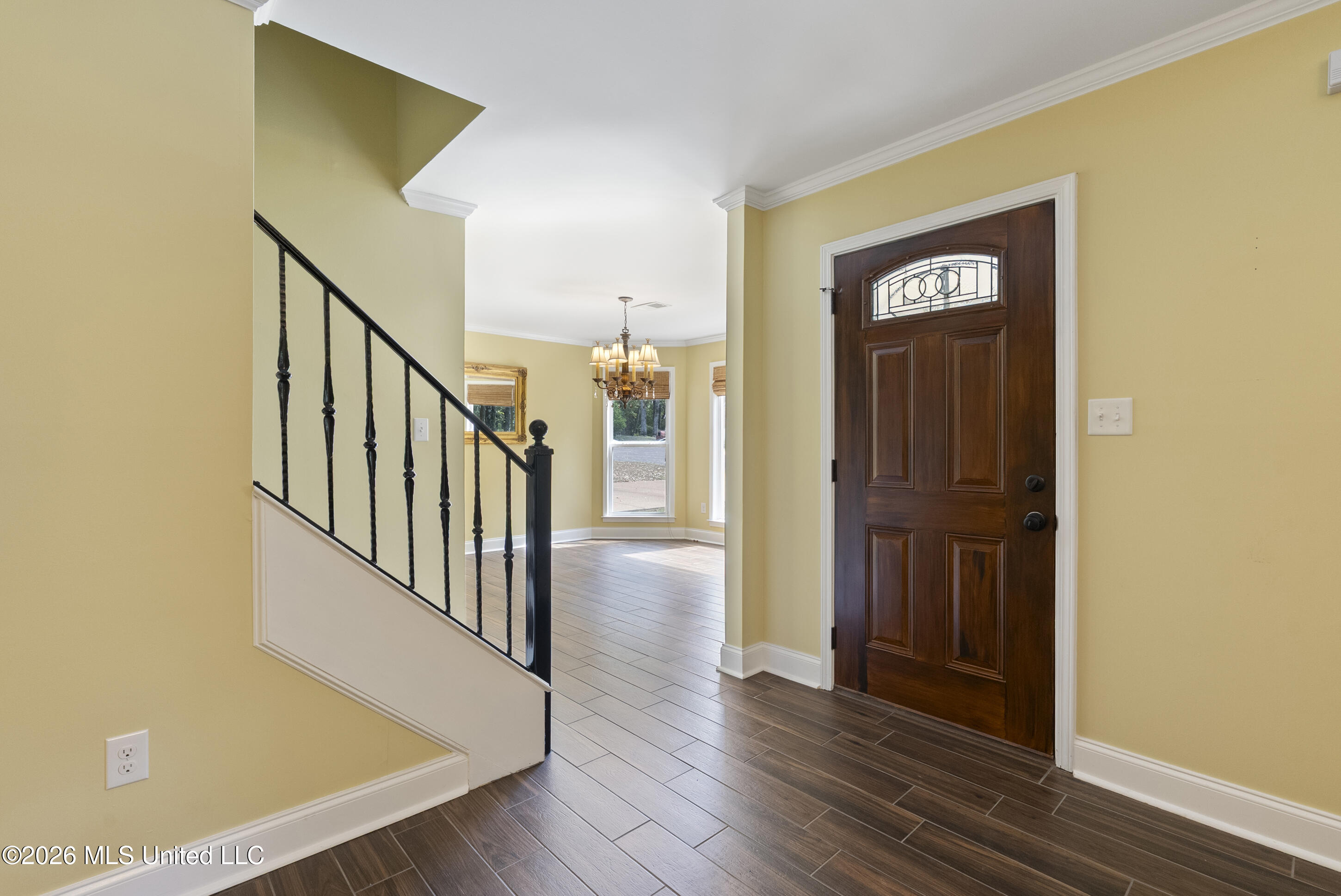 4042 Huron Court Property Photo 7