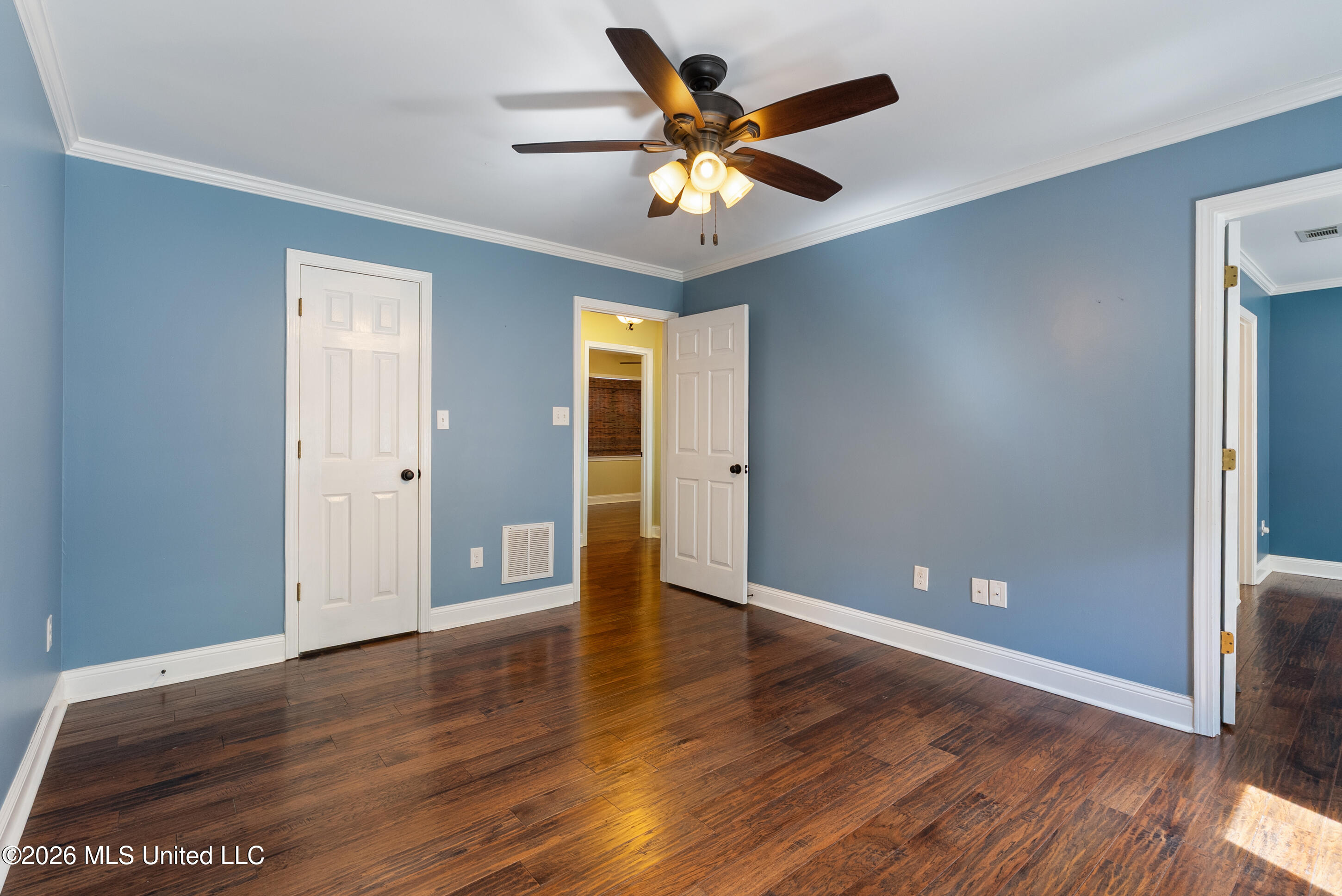 4042 Huron Court Property Photo 26