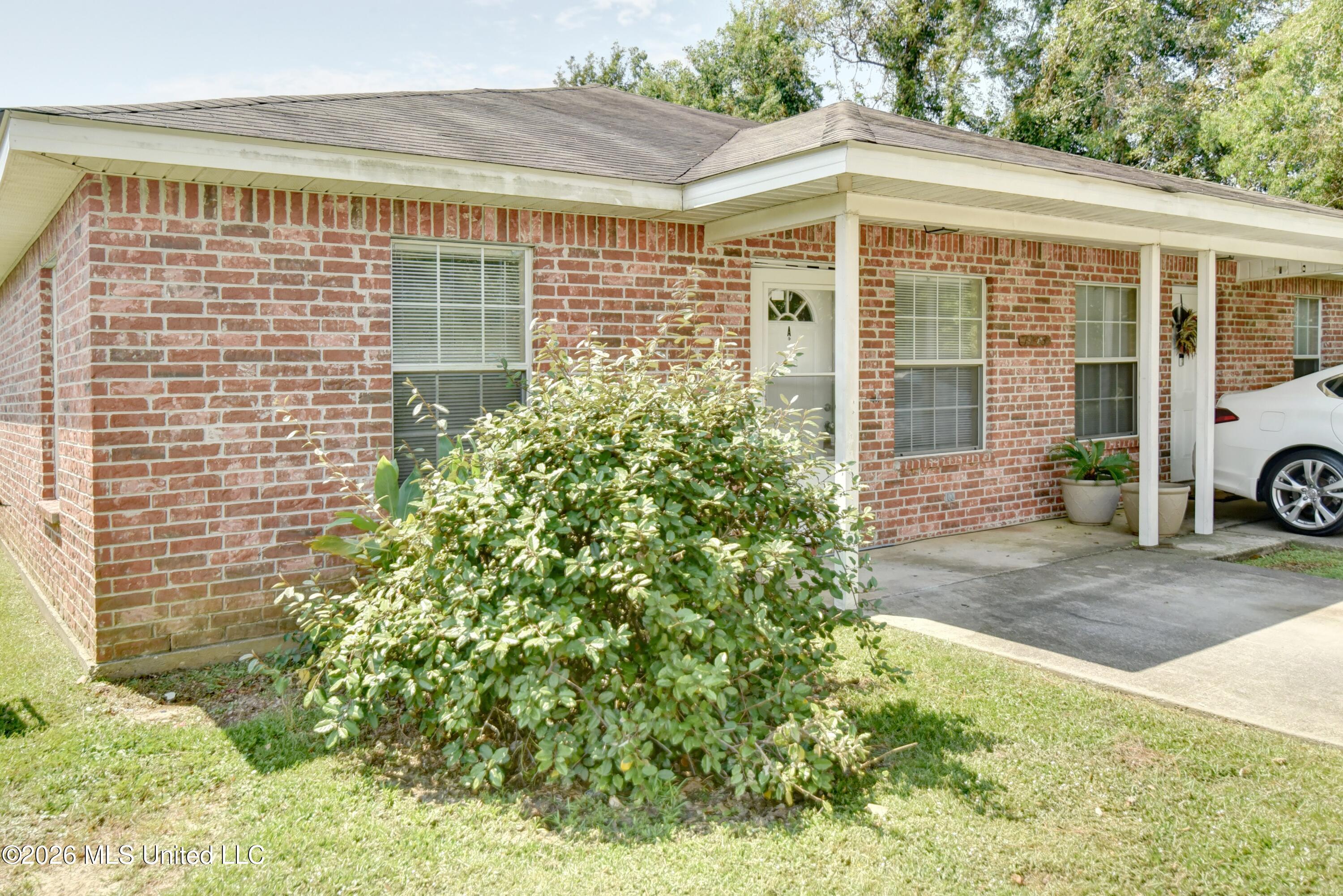 1713 Stevens Street Property Photo 2