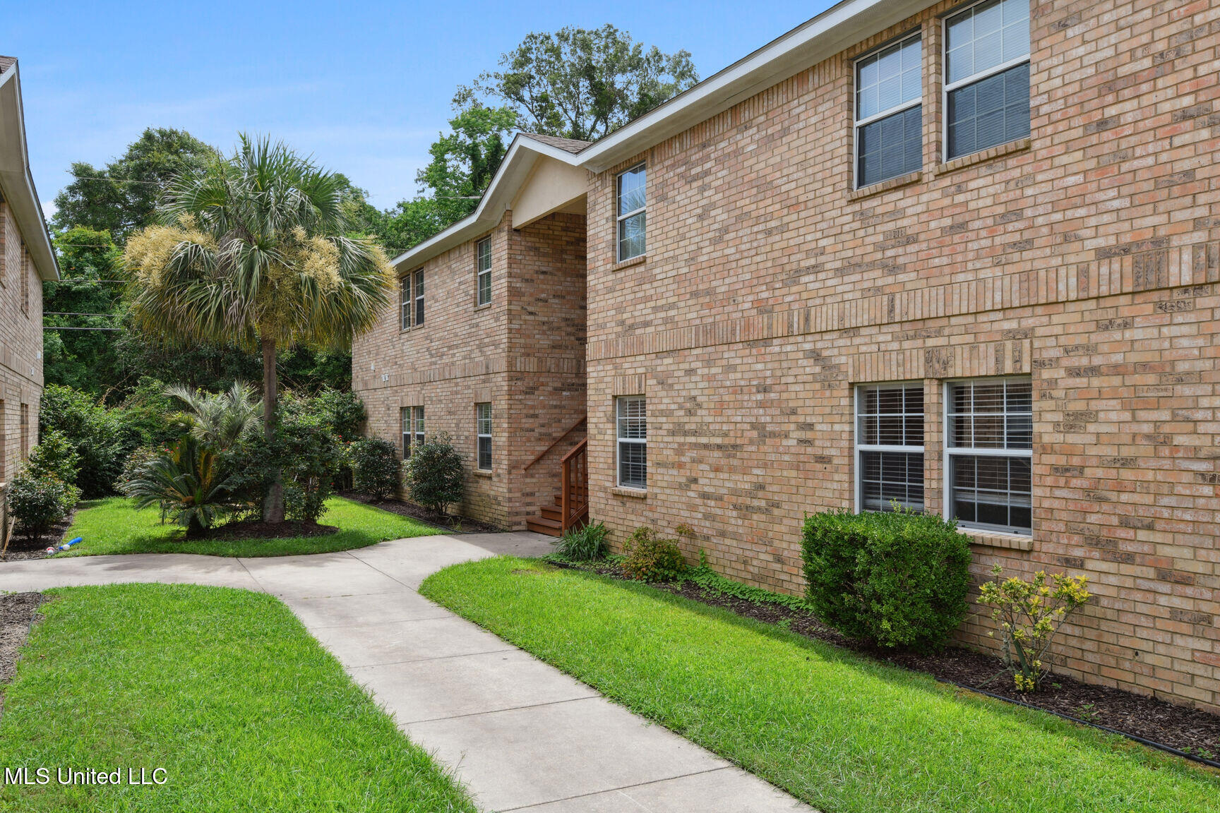 477 Tegarden Road Property Photo 3