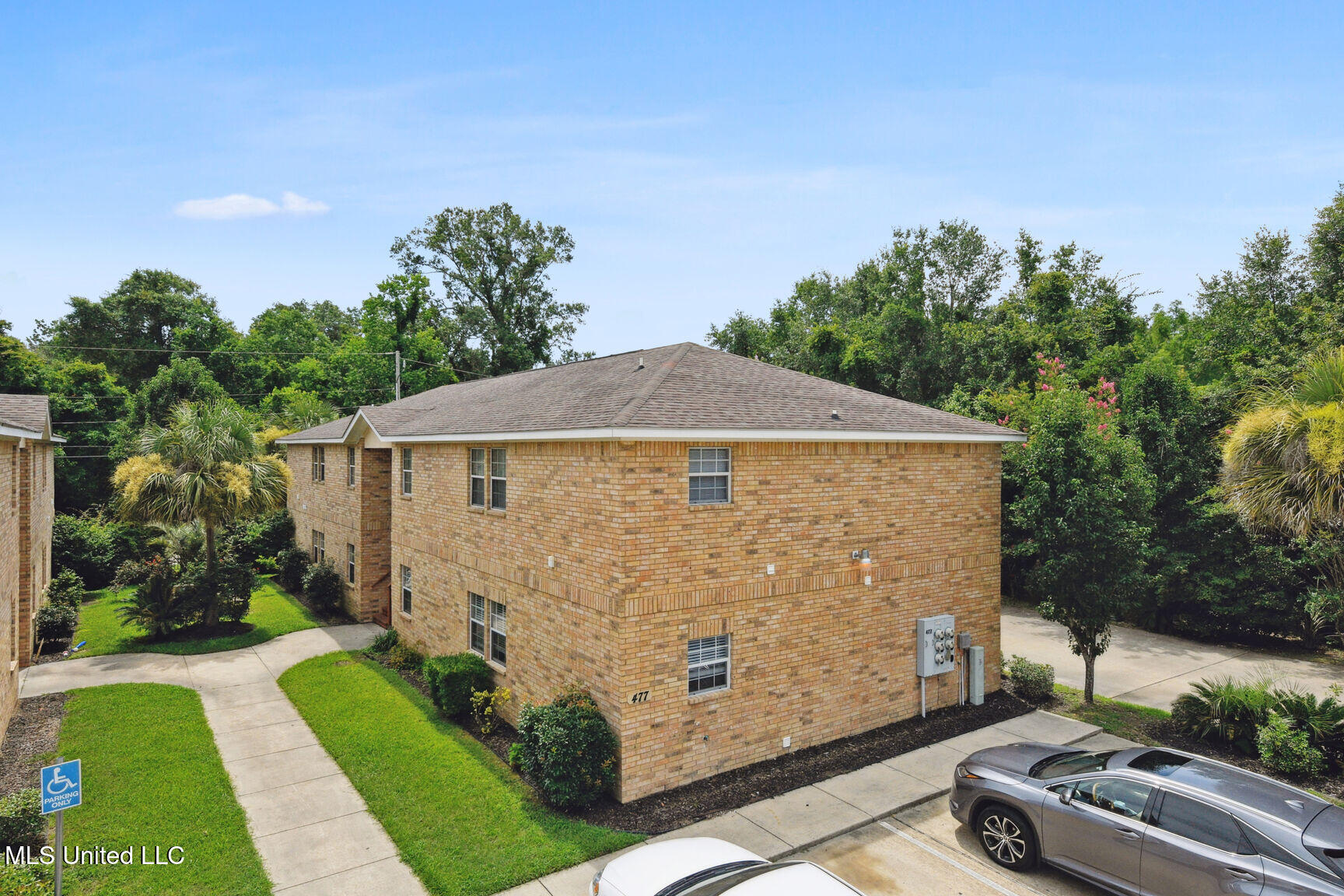 477 Tegarden Road Property Photo 4