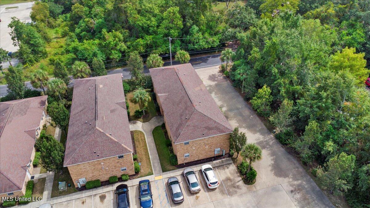 477 Tegarden Road Property Photo 7