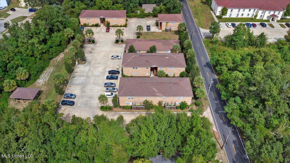 477 Tegarden Road Property Photo 13