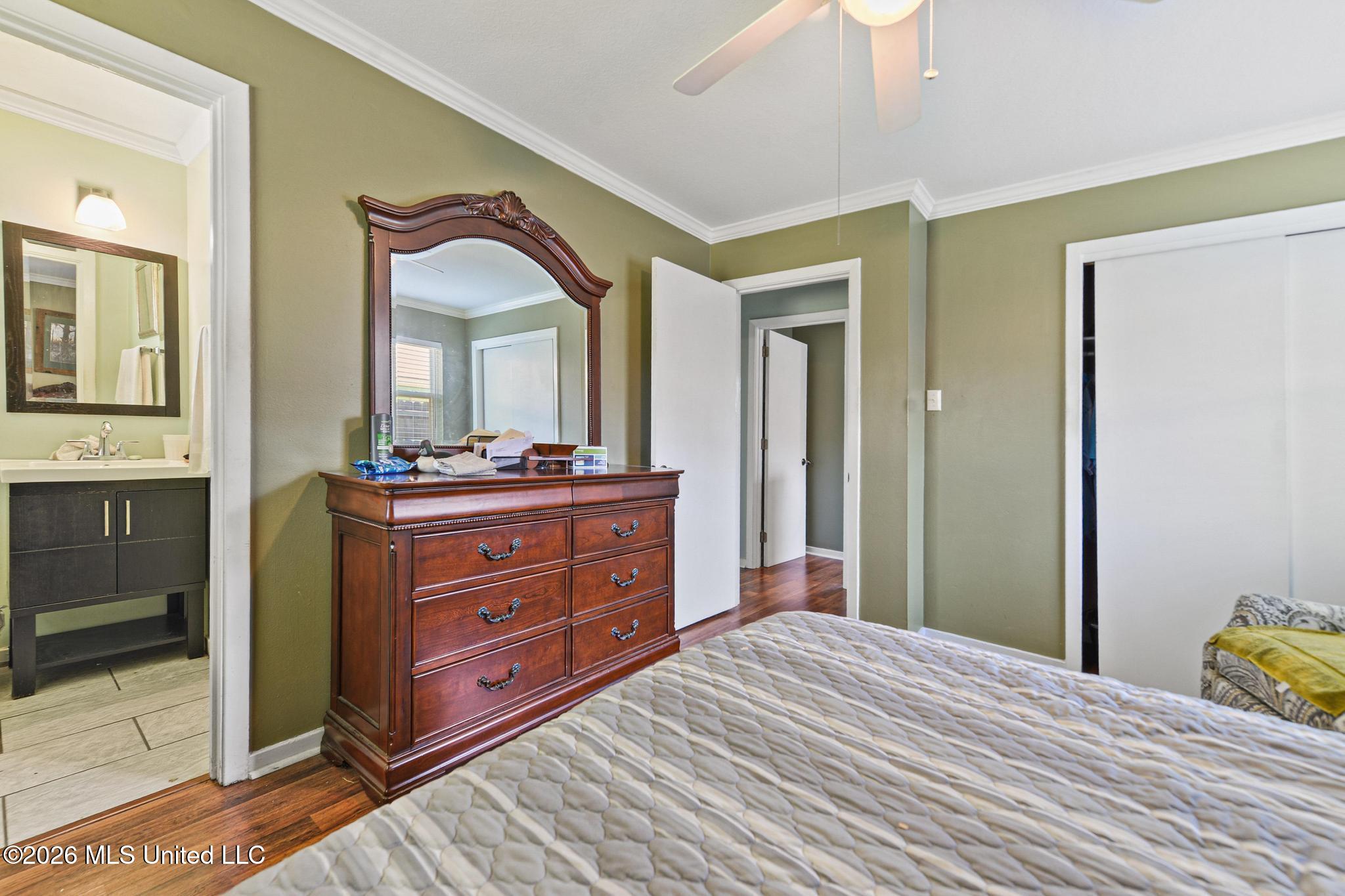 121 Roberts Circle Property Photo 10