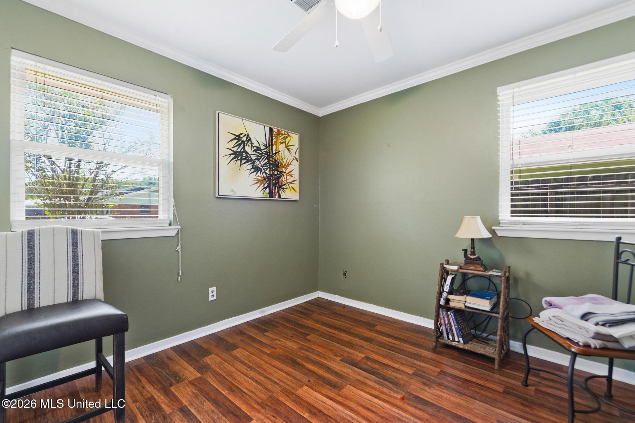 121 Roberts Circle Property Photo 12