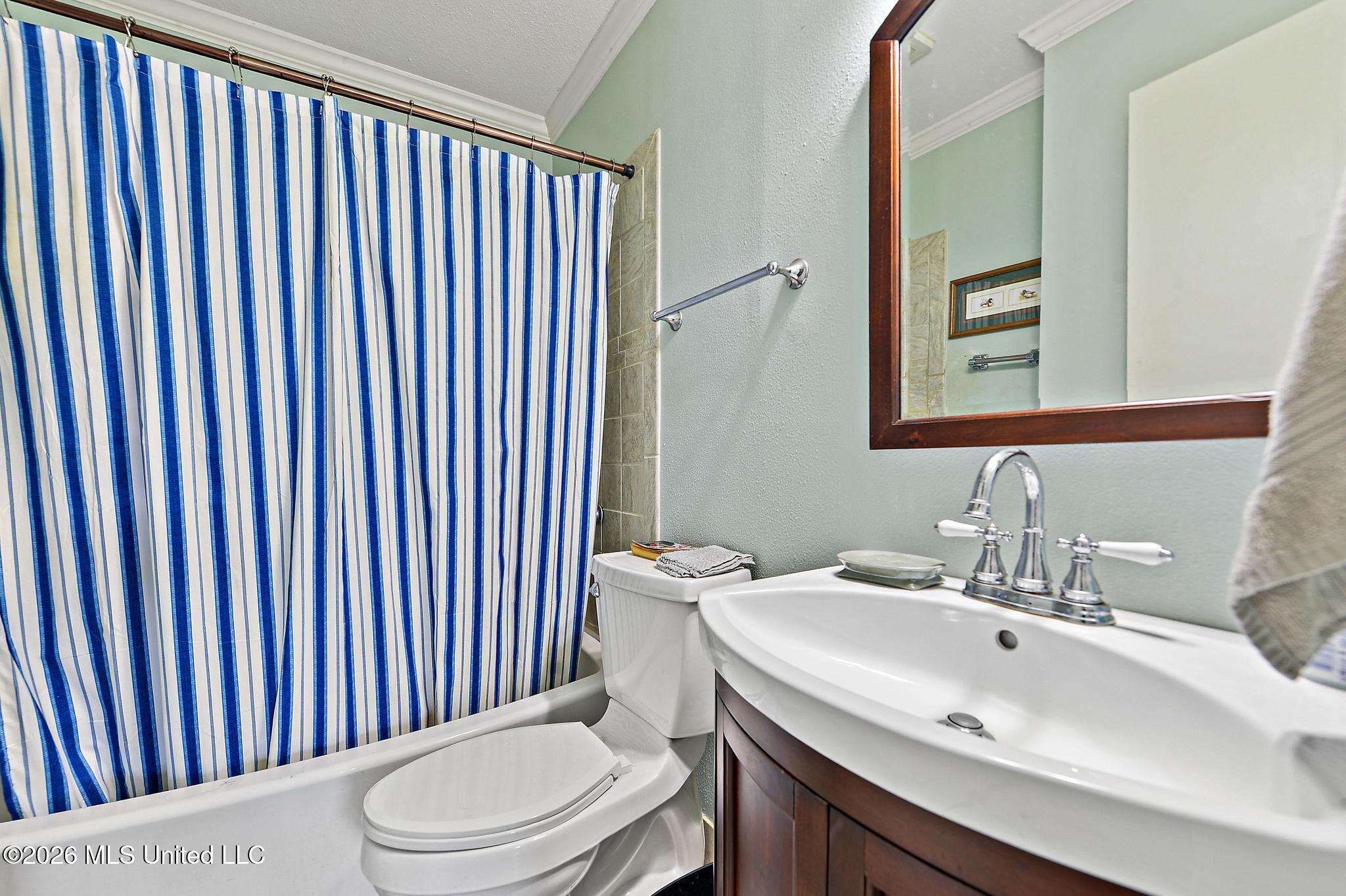 121 Roberts Circle Property Photo 15