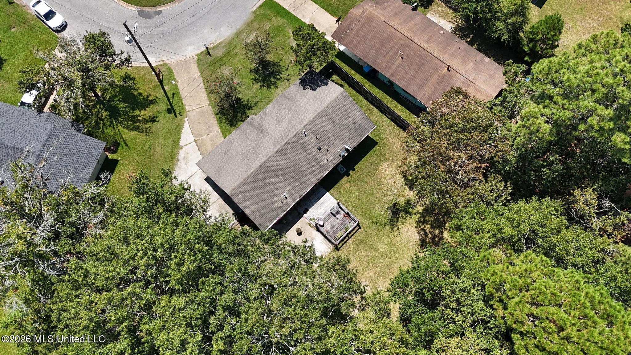 121 Roberts Circle Property Photo 23
