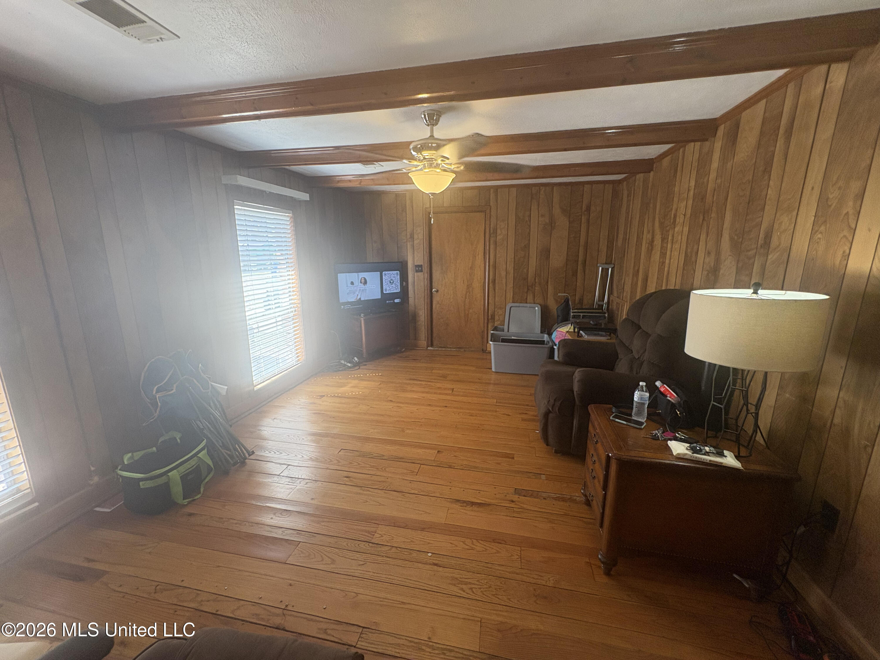 1619 Peacock Avenue Property Photo 16