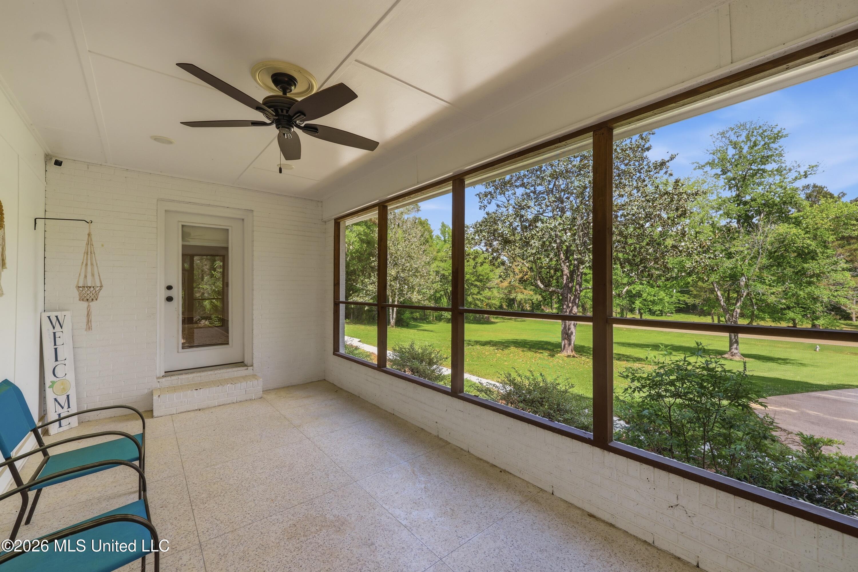 573 Clinton Tinnin Road Property Photo 7