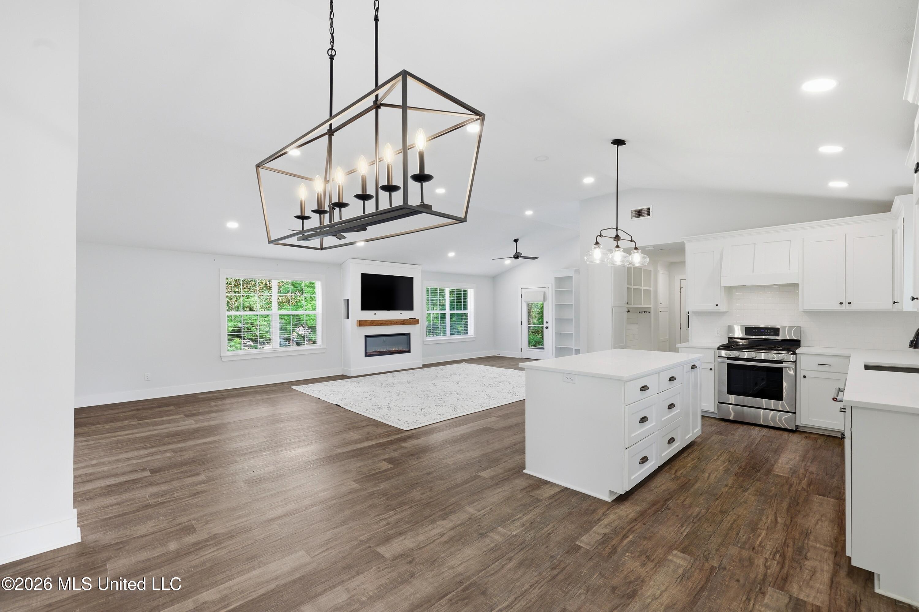 573 Clinton Tinnin Road Property Photo 20