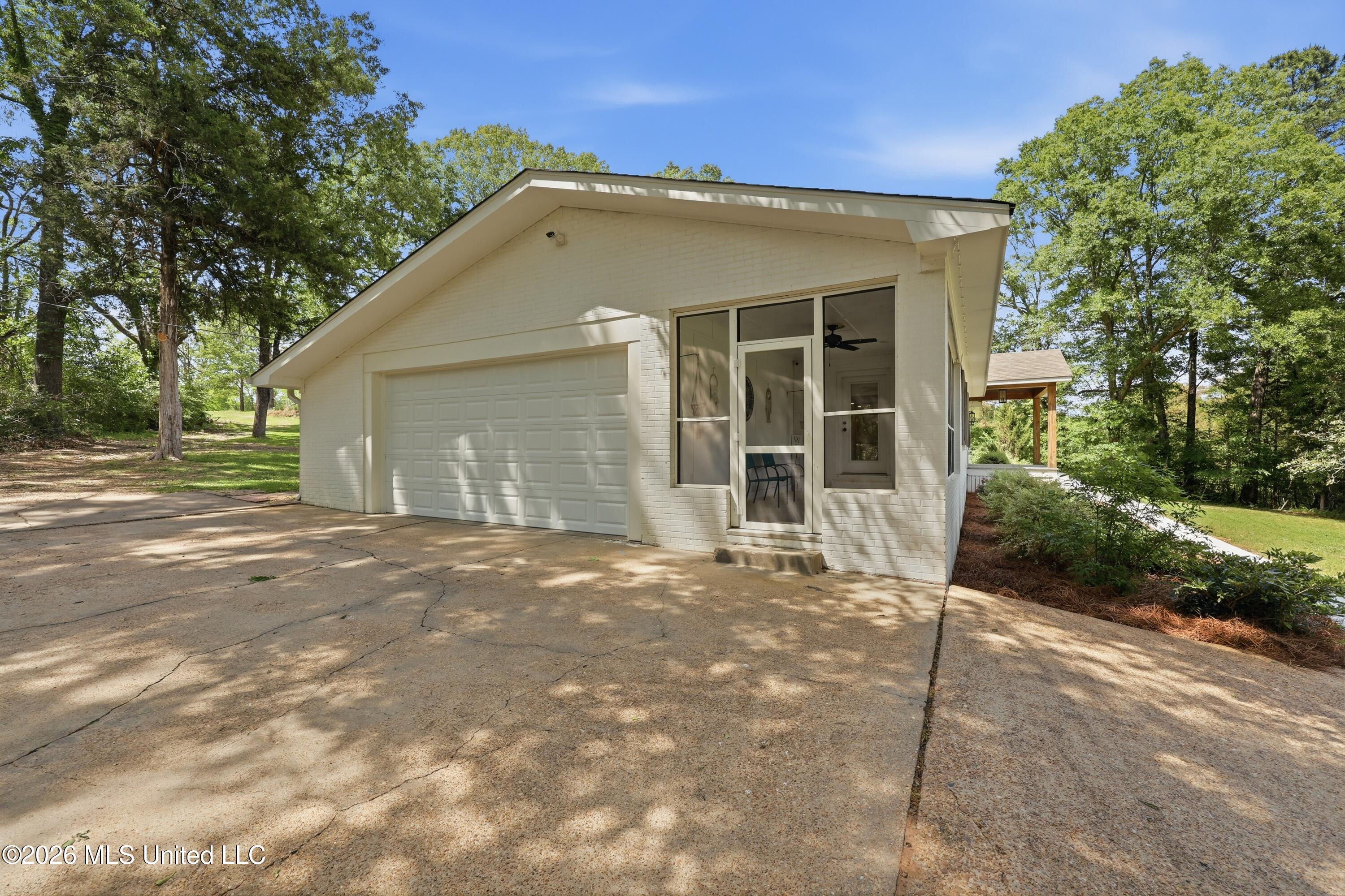 573 Clinton Tinnin Road Property Photo 34