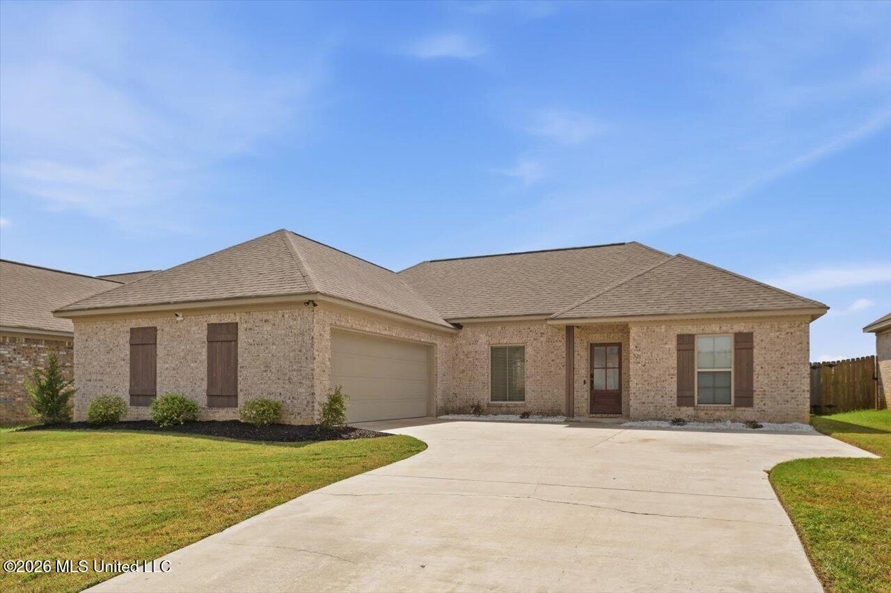 521 Birchwood Boulevard Property Photo 1