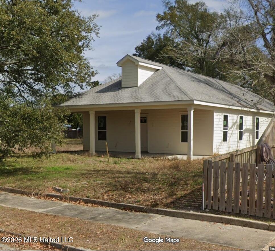 1008 40th Avenue Property Photo 1