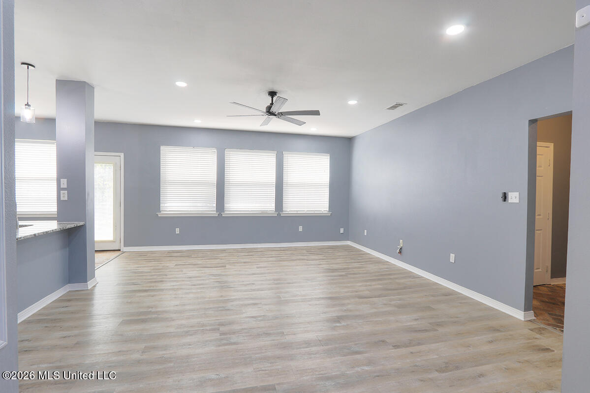 11210 River Bend Drive Property Photo 2