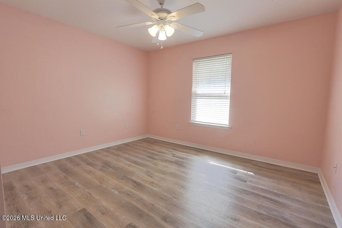 11210 River Bend Drive Property Photo 10