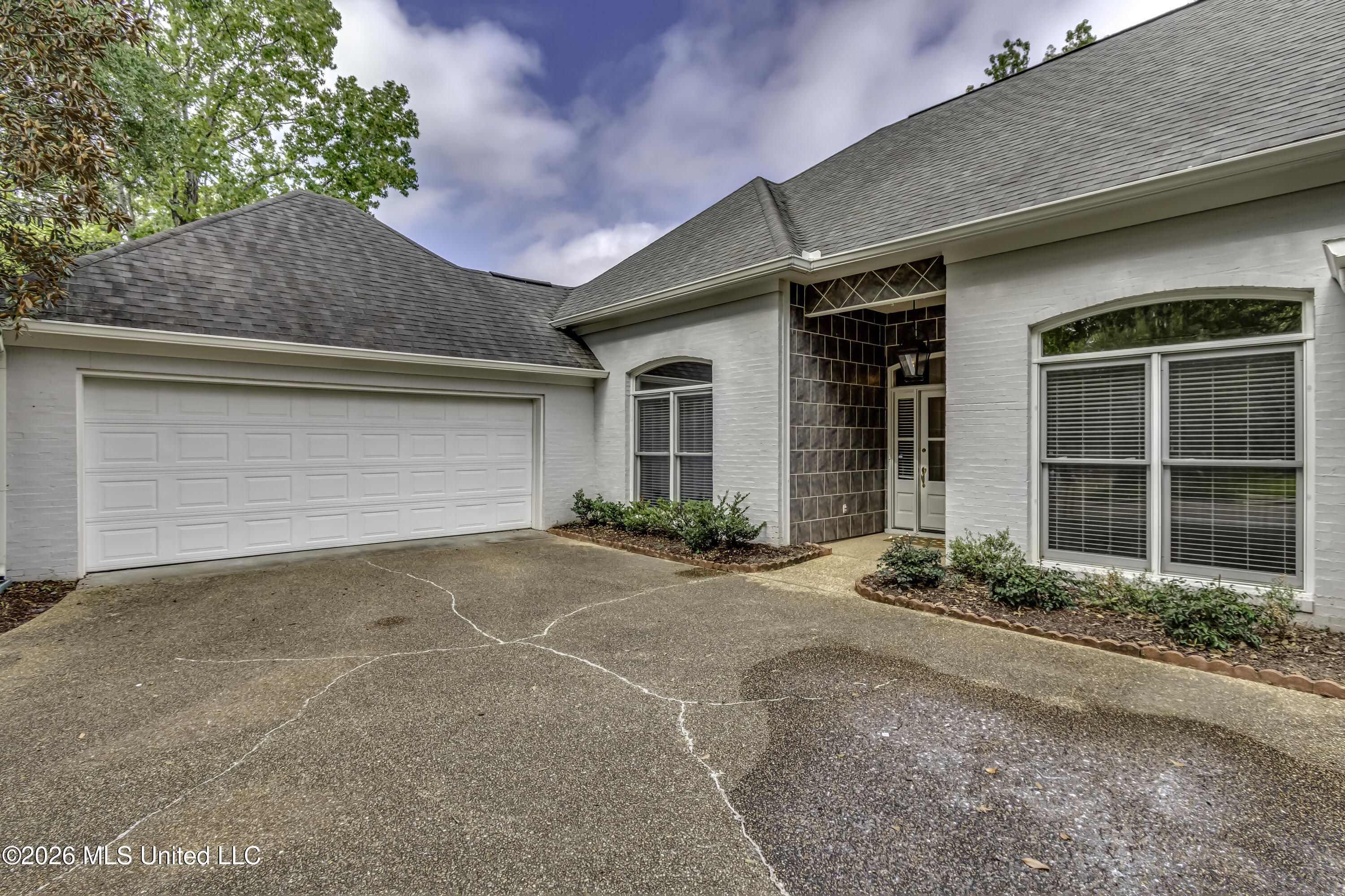 344 Indian Gate Circle Property Photo 2