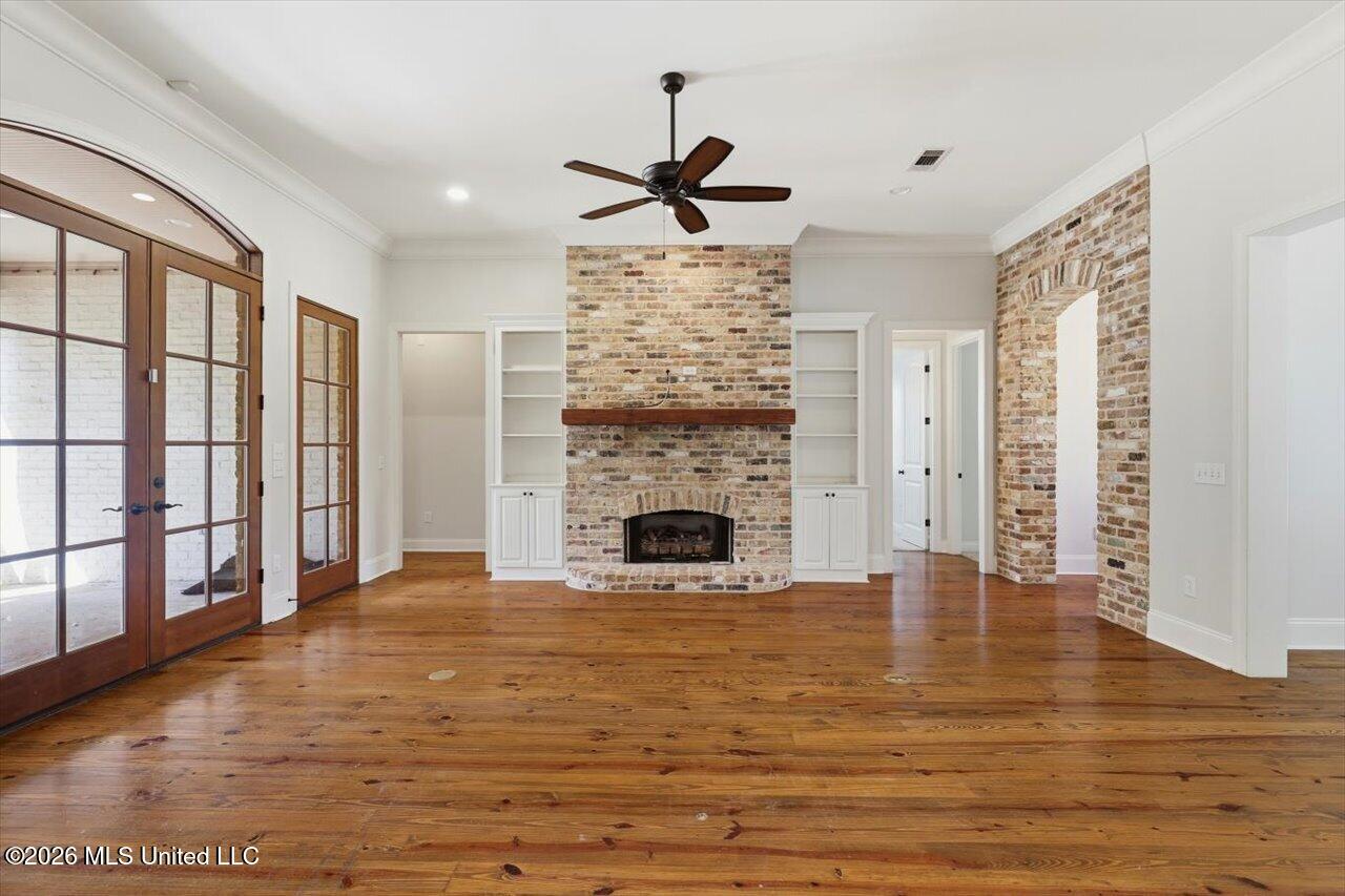 101 Esther Cove Property Photo 7