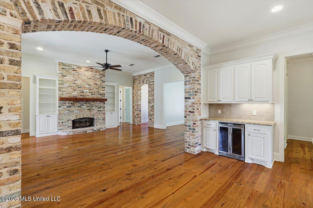 101 Esther Cove Property Photo 18