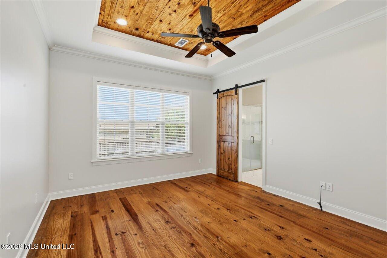 101 Esther Cove Property Photo 29