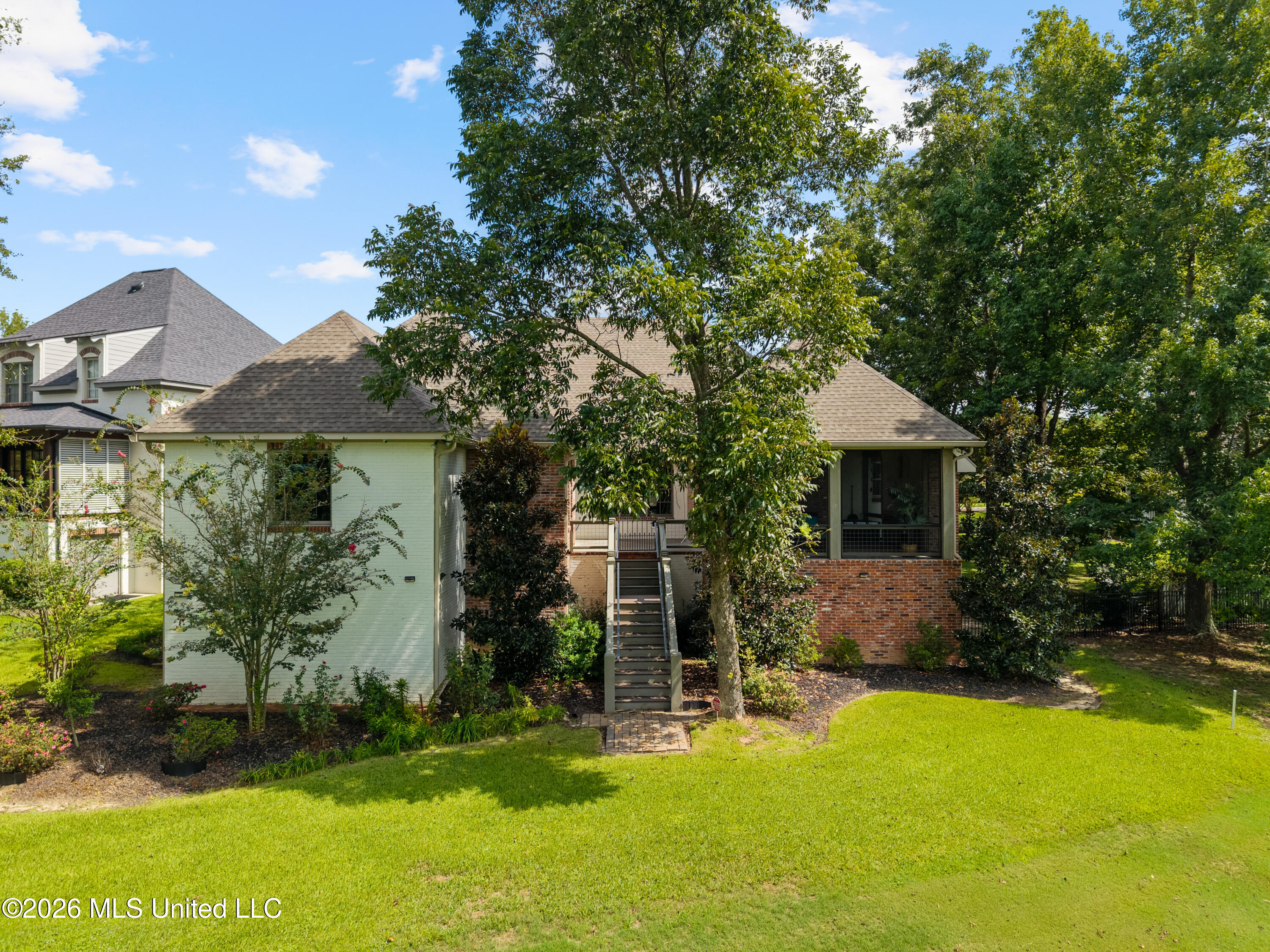 20 Sunset Hill Property Photo 52