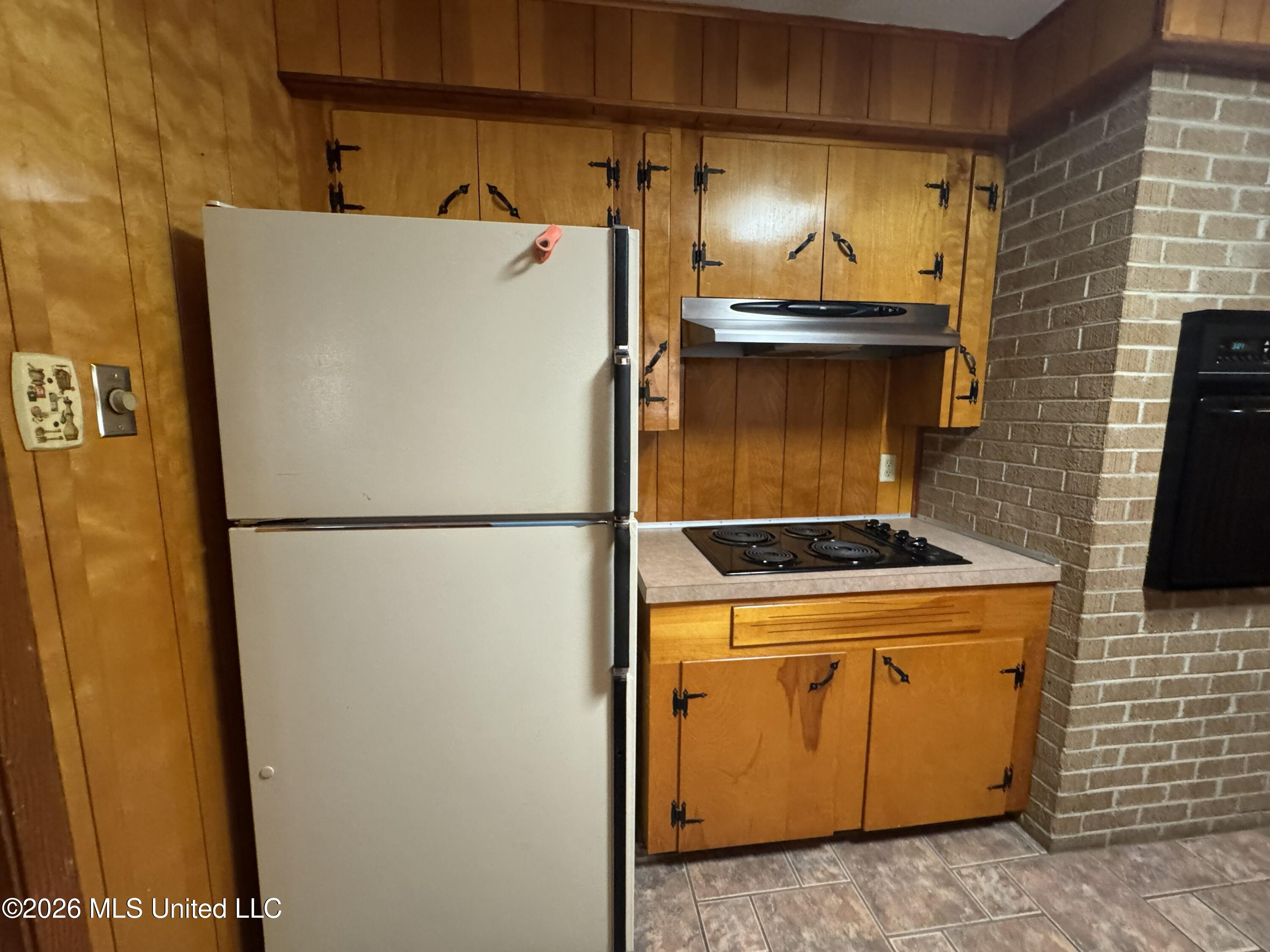 102 Brookfield Drive Property Photo 7