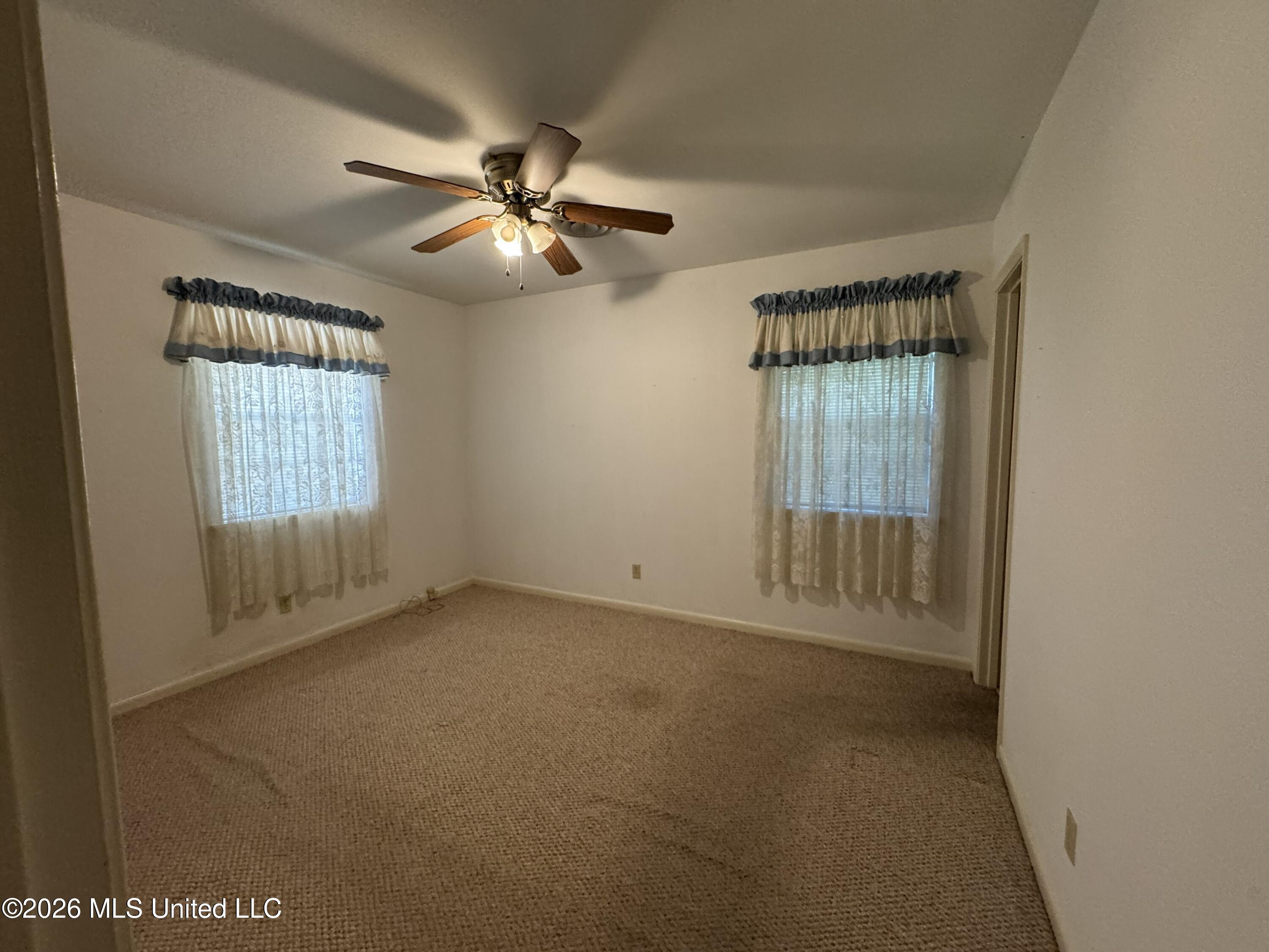 102 Brookfield Drive Property Photo 24