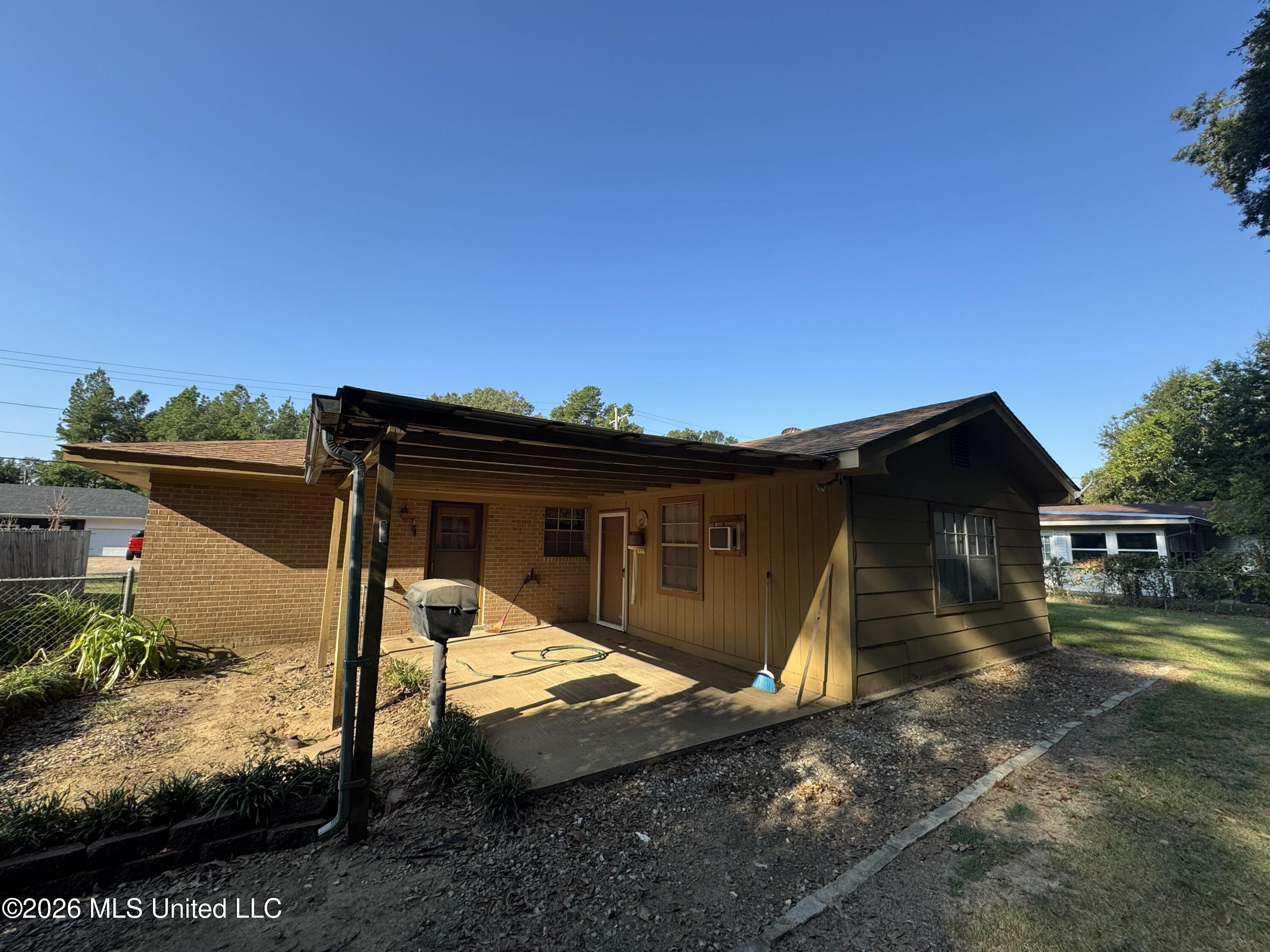 102 Brookfield Drive Property Photo 42