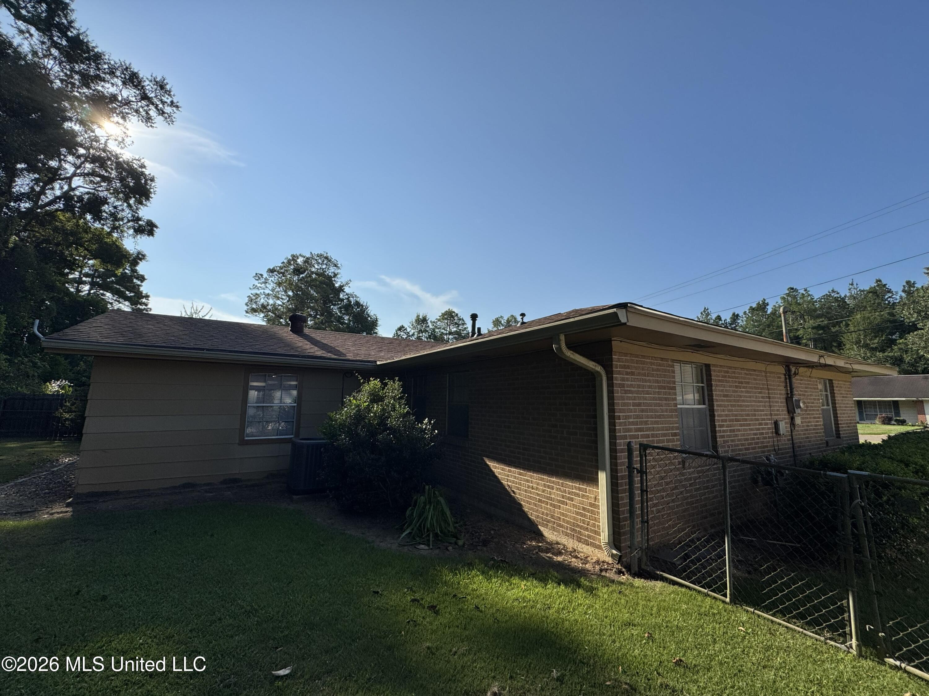102 Brookfield Drive Property Photo 45