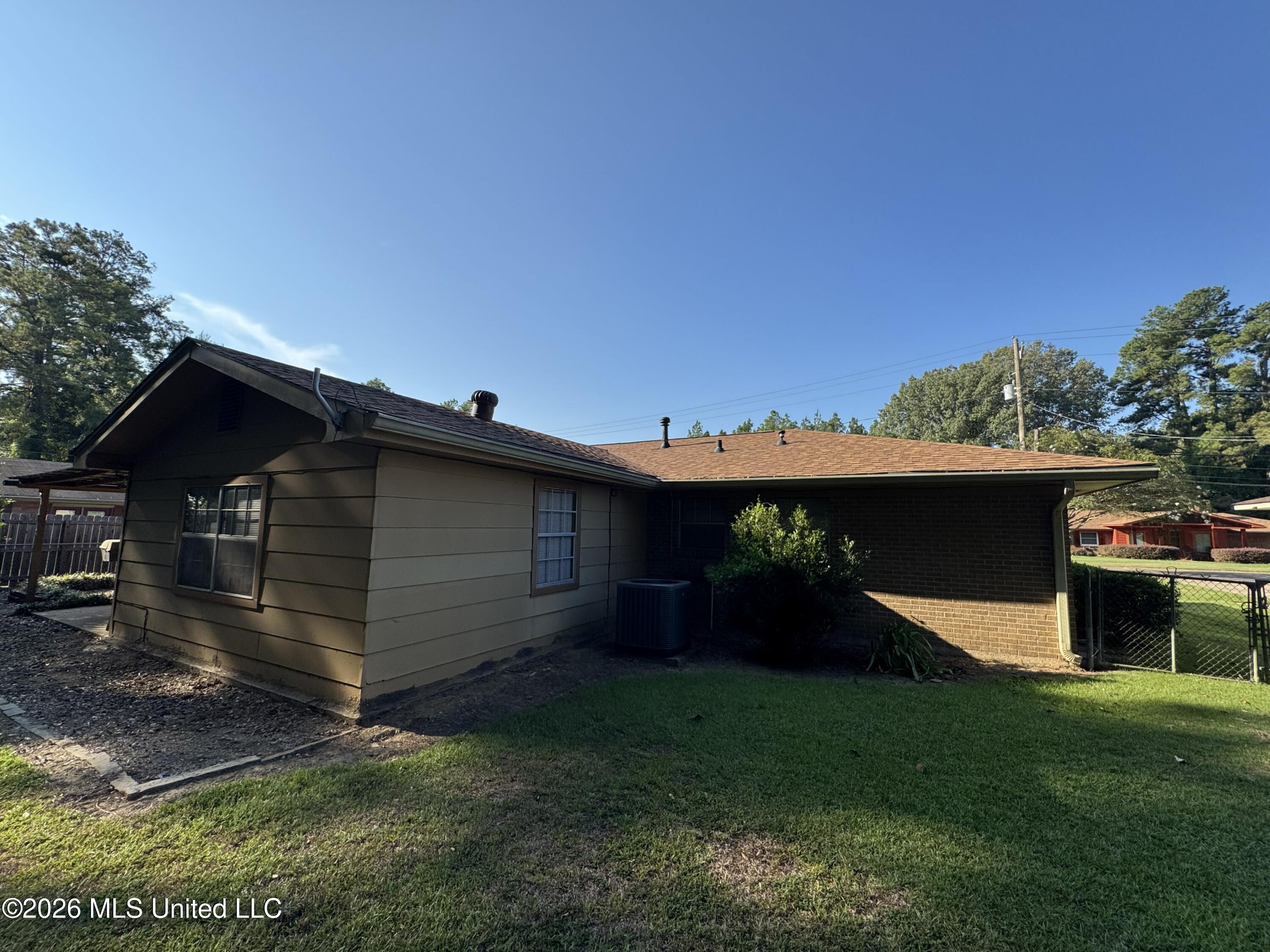 102 Brookfield Drive Property Photo 46