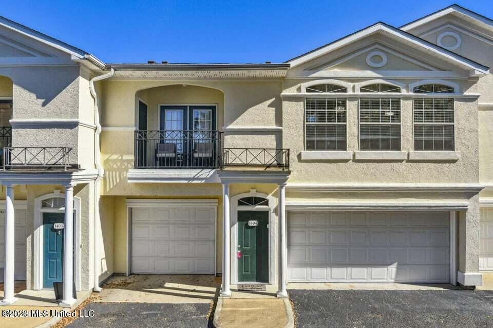 2252 Beach Drive Property Photo 1