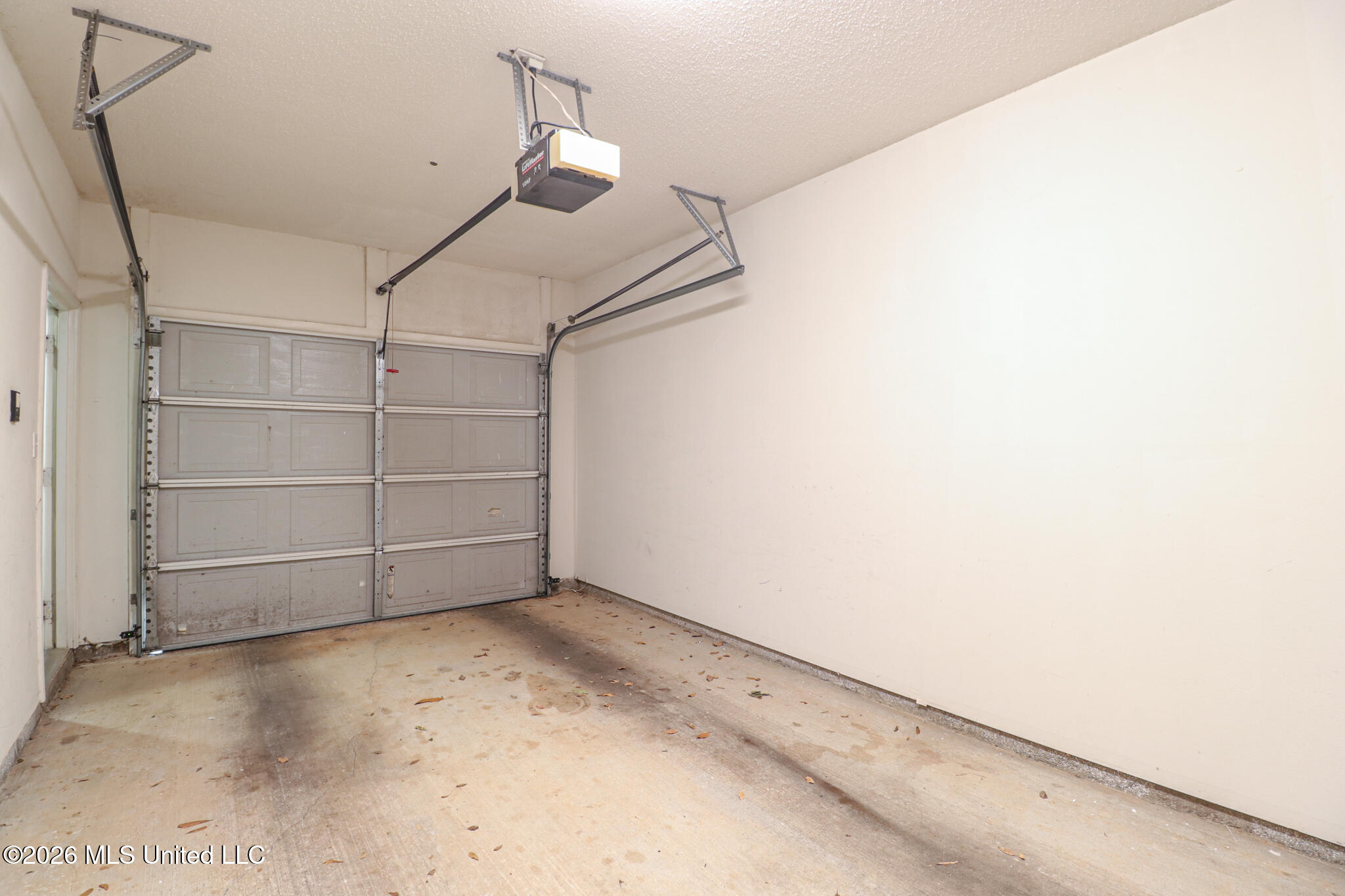 2252 Beach Drive Property Photo 14