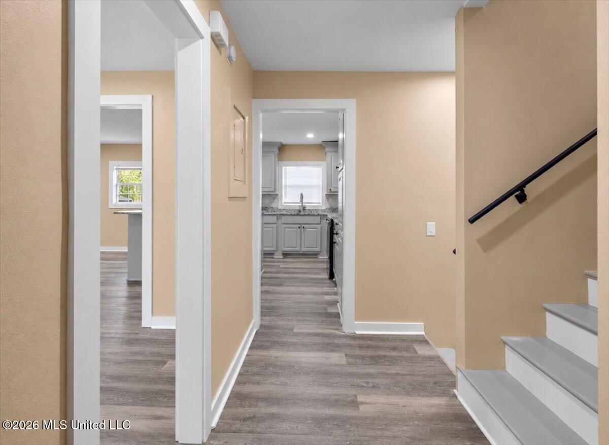 3615 Hood Drive Property Photo 6