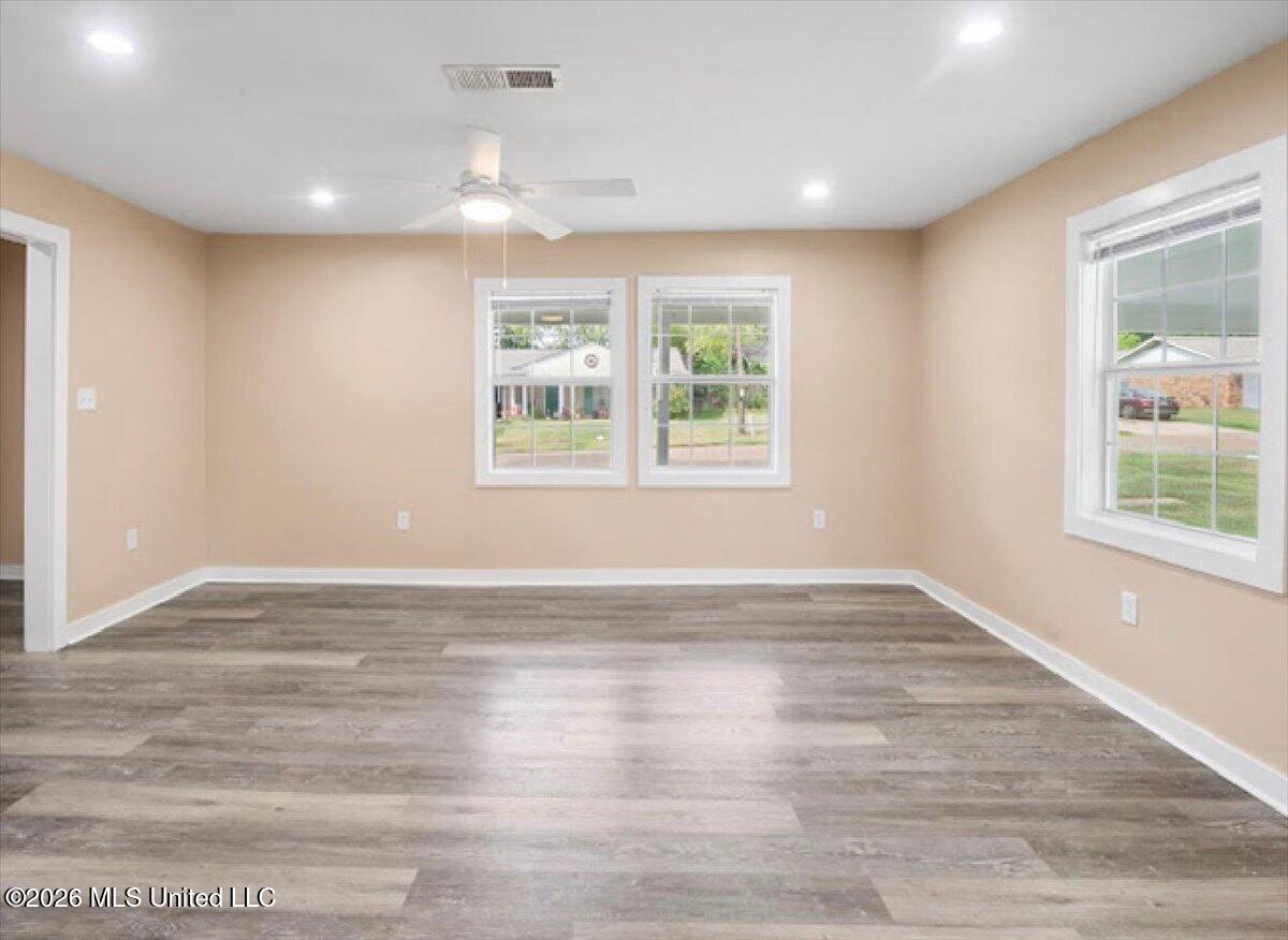 3615 Hood Drive Property Photo 10