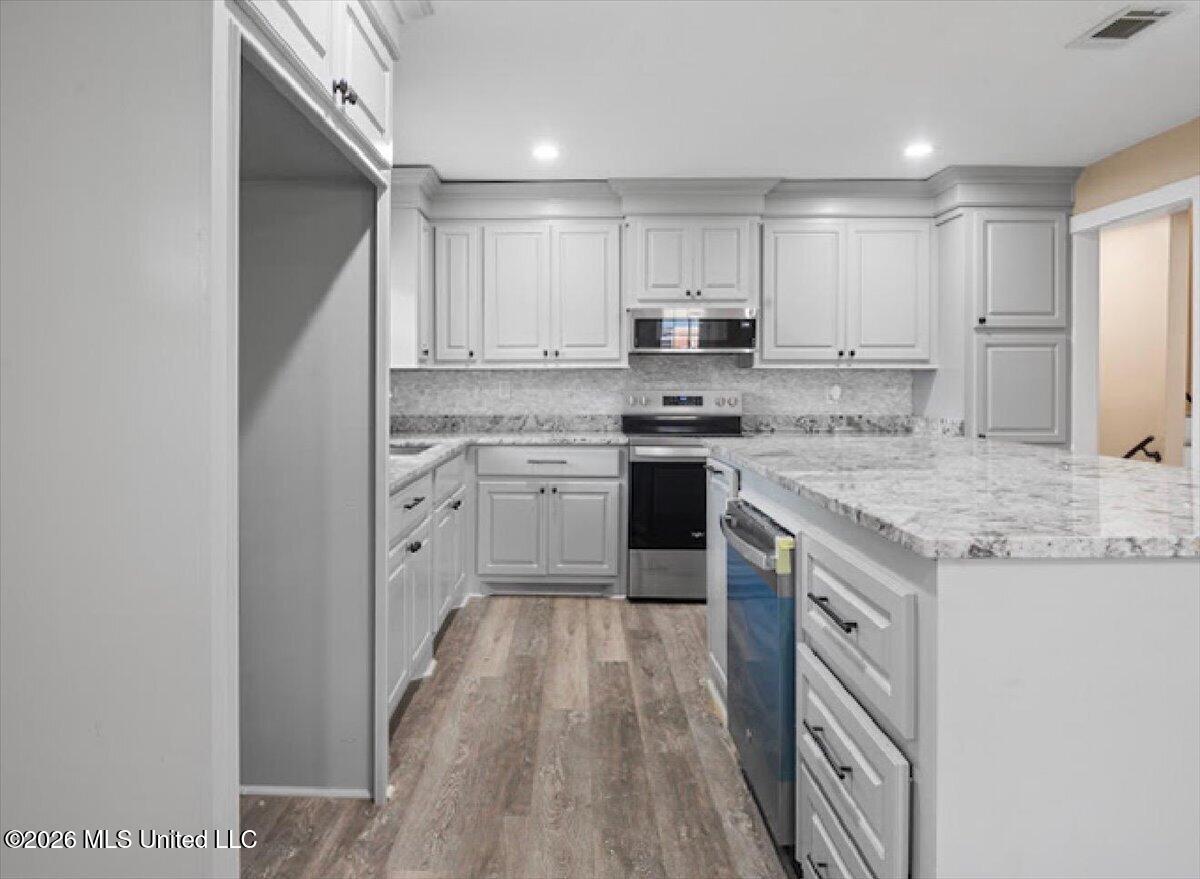 3615 Hood Drive Property Photo 13