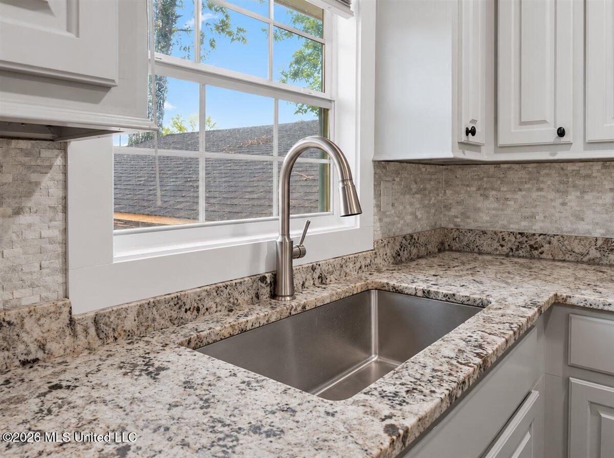 3615 Hood Drive Property Photo 15
