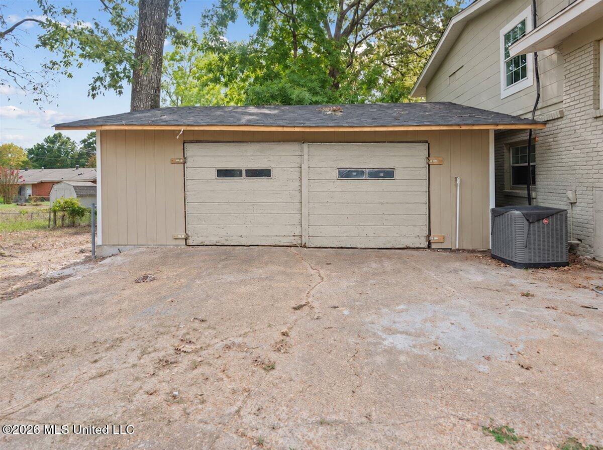 3615 Hood Drive Property Photo 40