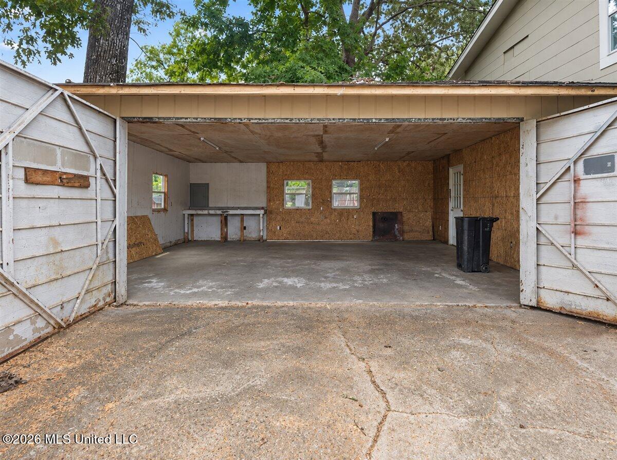 3615 Hood Drive Property Photo 41