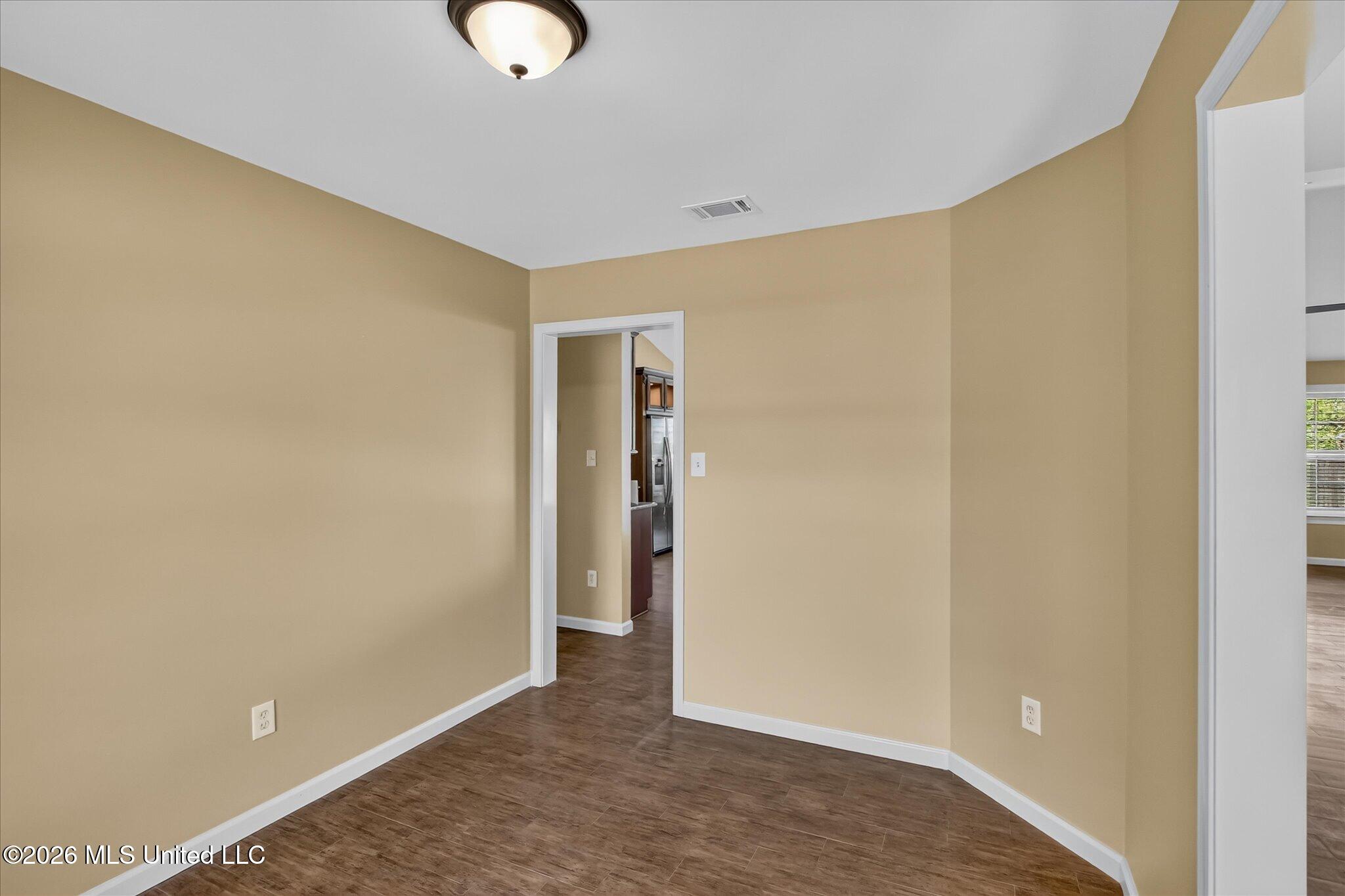 3104 Wayne Drive Property Photo 9