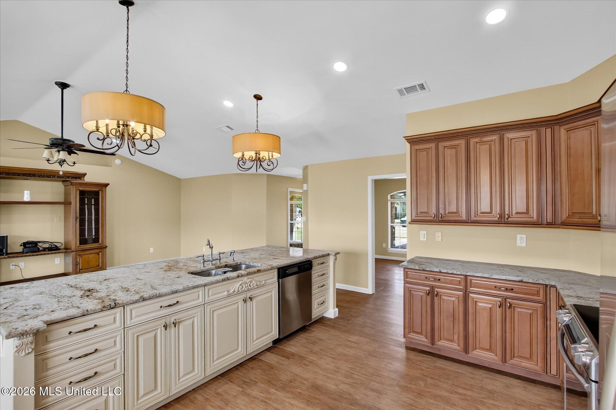 3104 Wayne Drive Property Photo 23