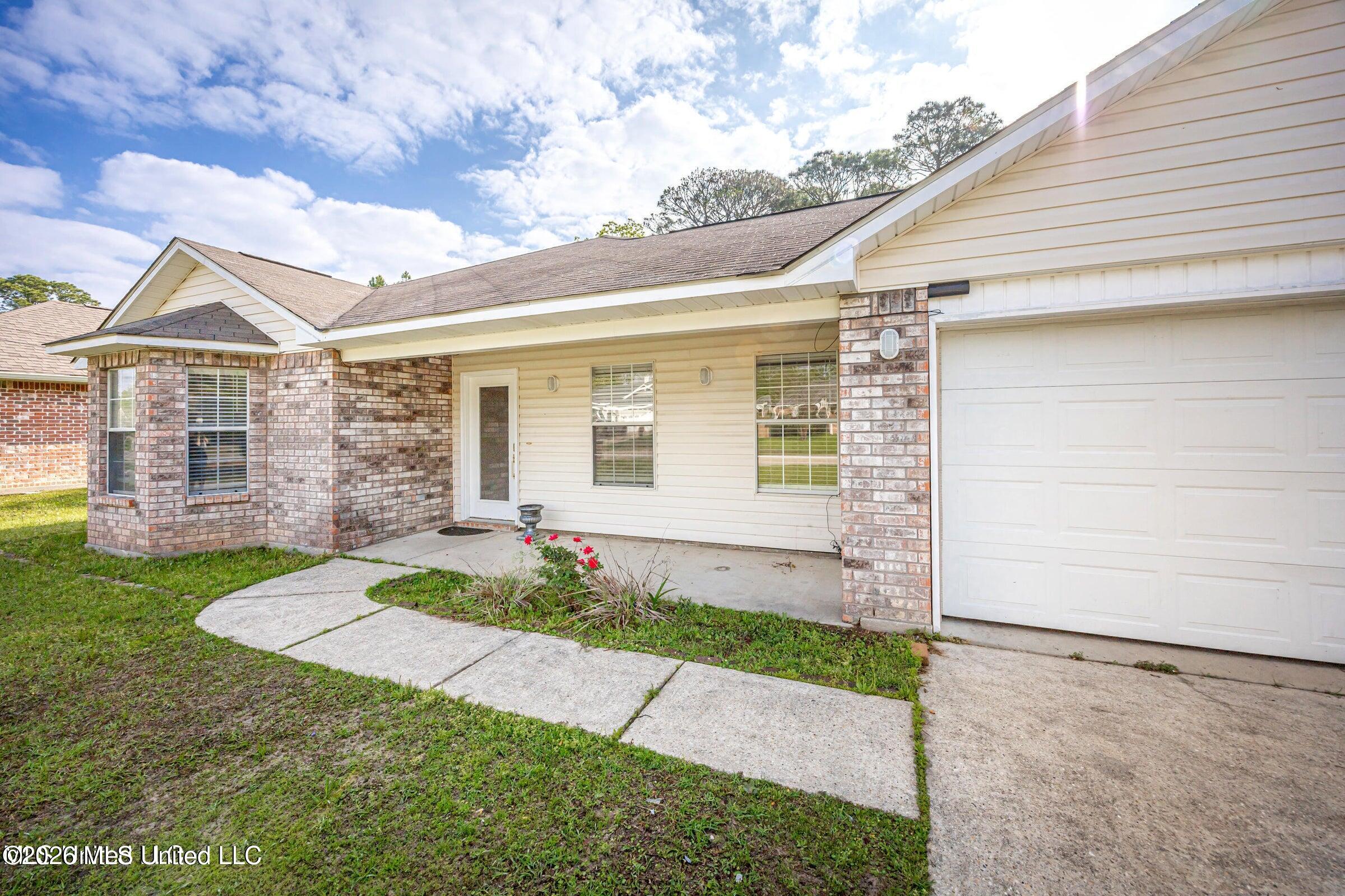 2612 N 8th Street Property Photo 5