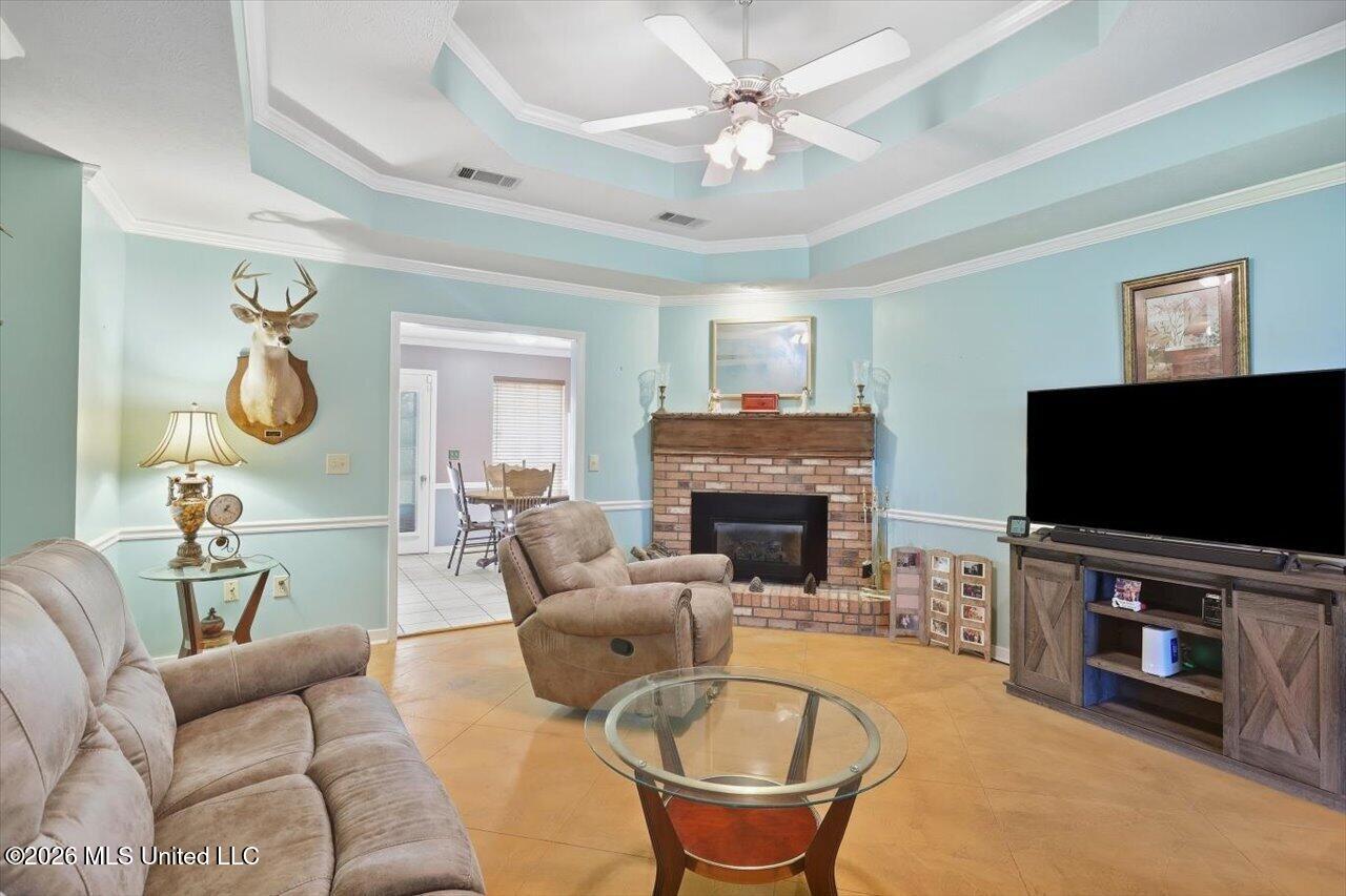 4263 Glennoak Circle Property Photo 5