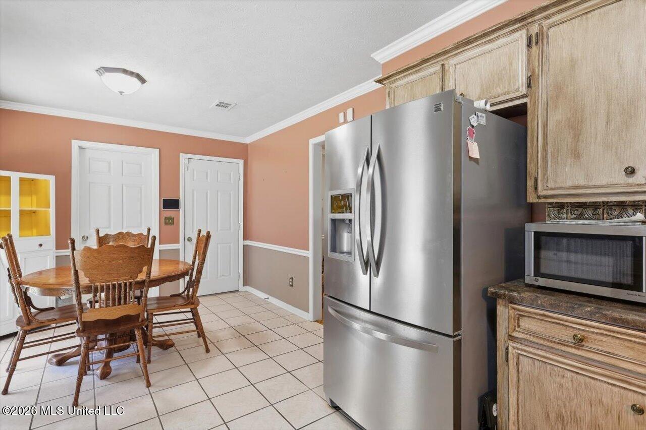 4263 Glennoak Circle Property Photo 12