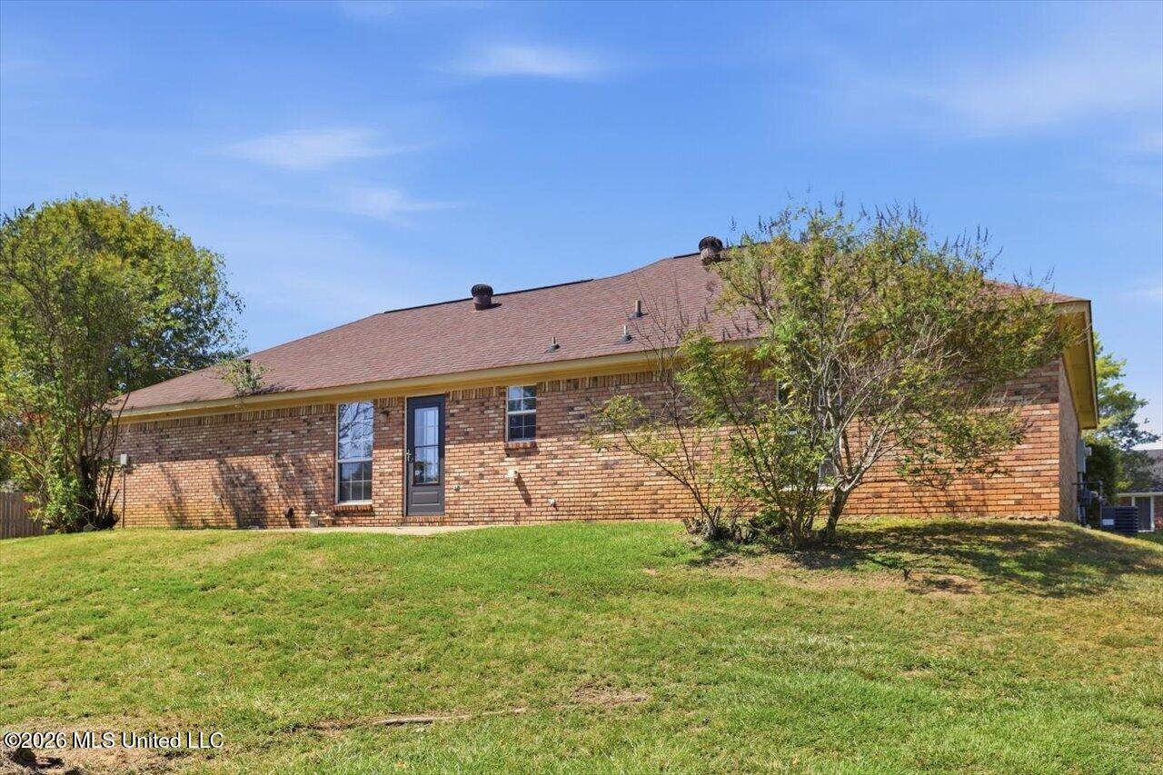 4263 Glennoak Circle Property Photo 23