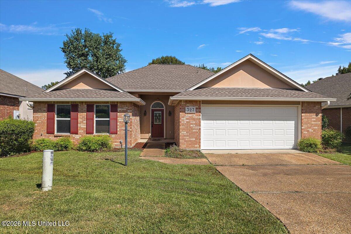 327 E Cascades Circle Property Photo 2