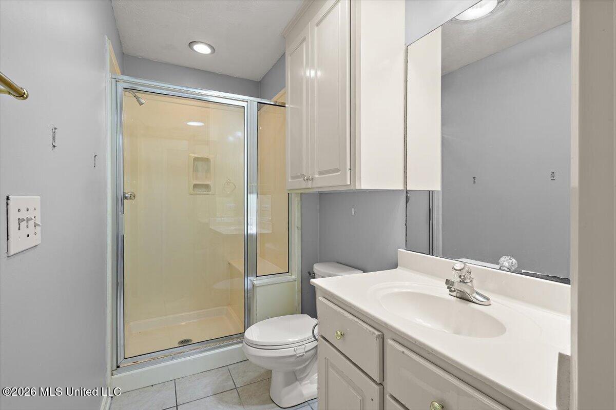 327 E Cascades Circle Property Photo 23